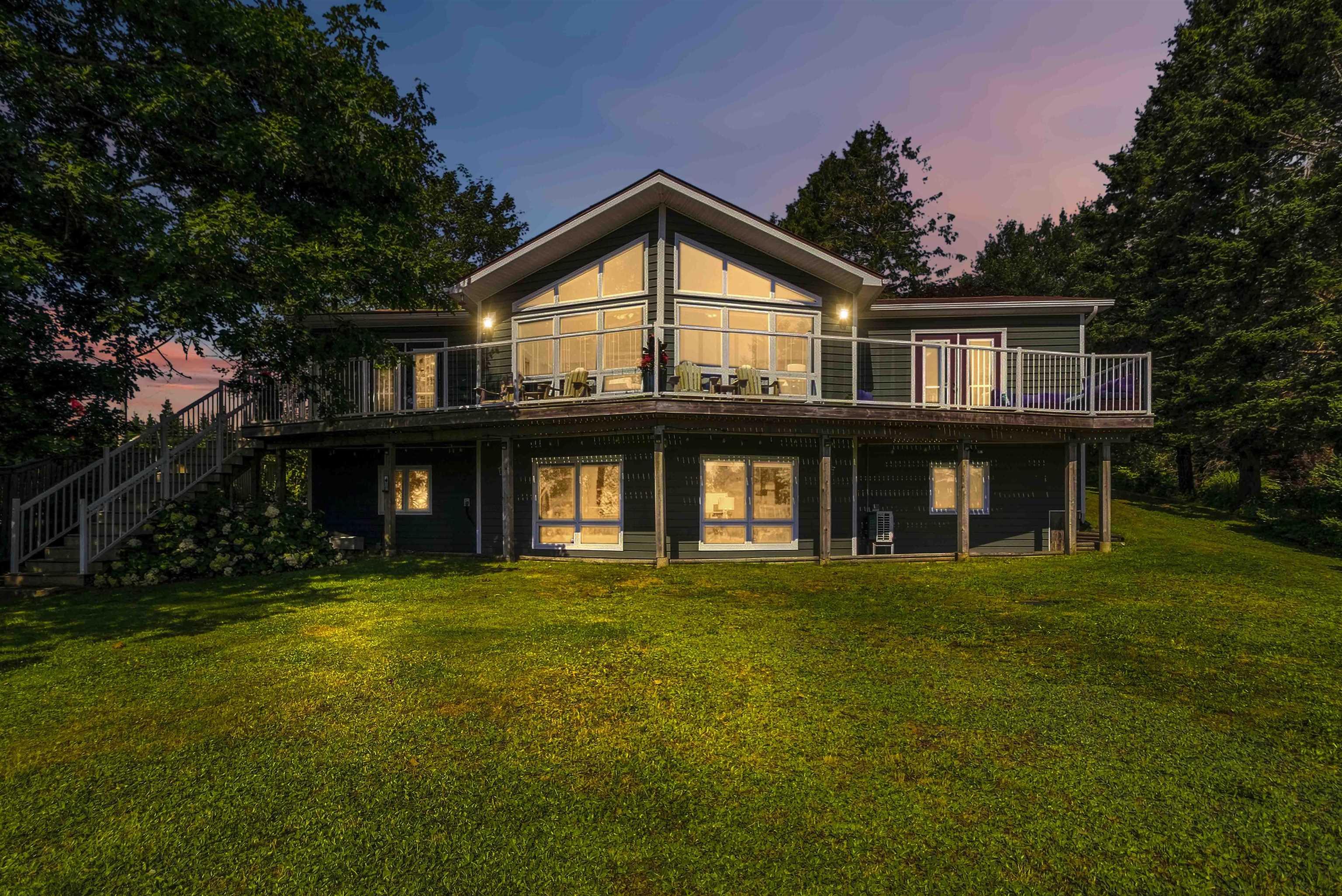 20 Lennox Road, Black Point, NS (MLS 202621175)