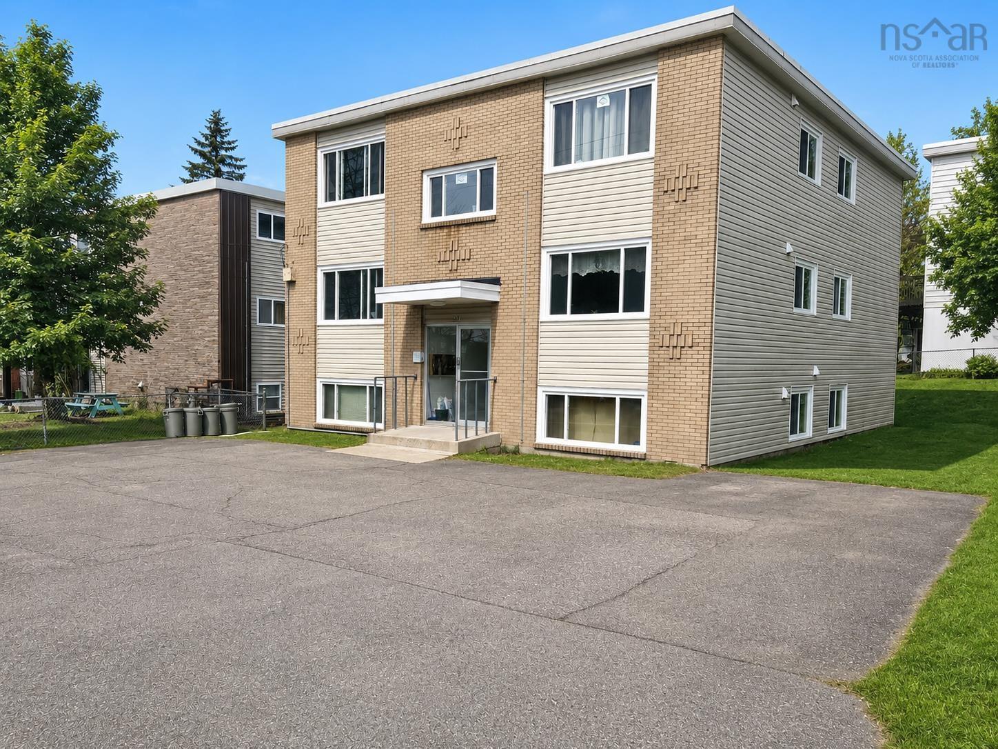 37 Gaston Road, Dartmouth, NS (MLS 202621177)