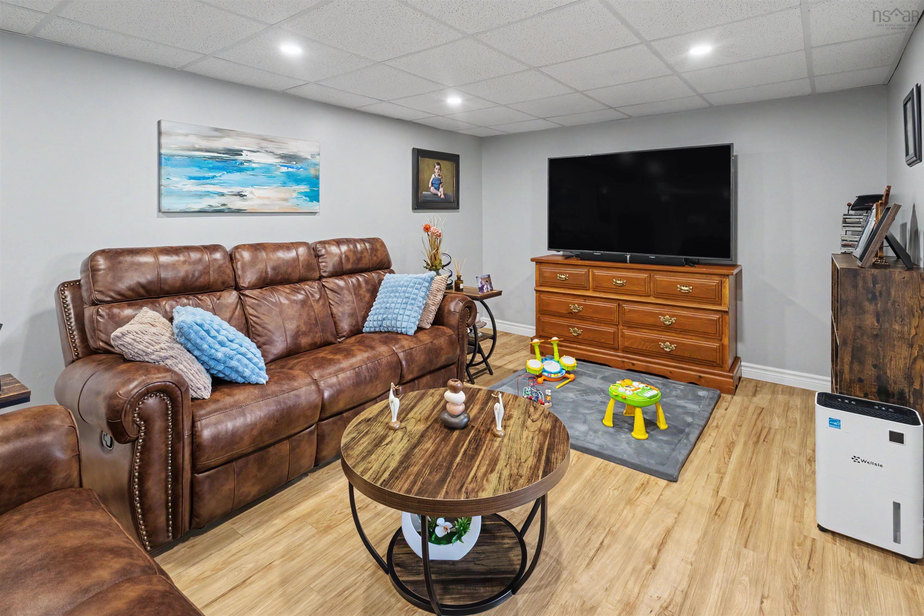 $279,999.00: 31 Amber Drive, Sydney Mines