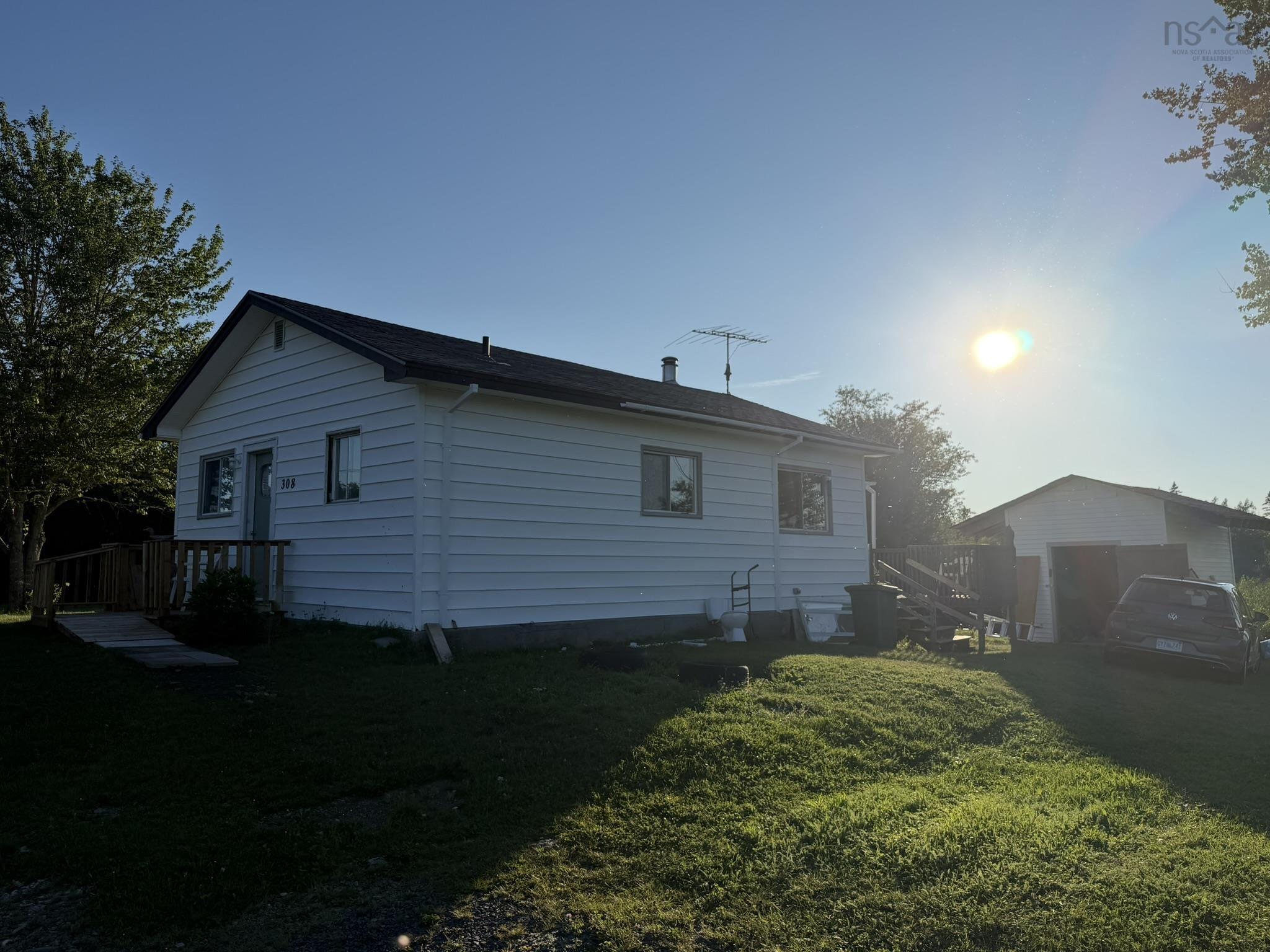 $129,000.00: 308 Middlewood Diversion, Middlewood