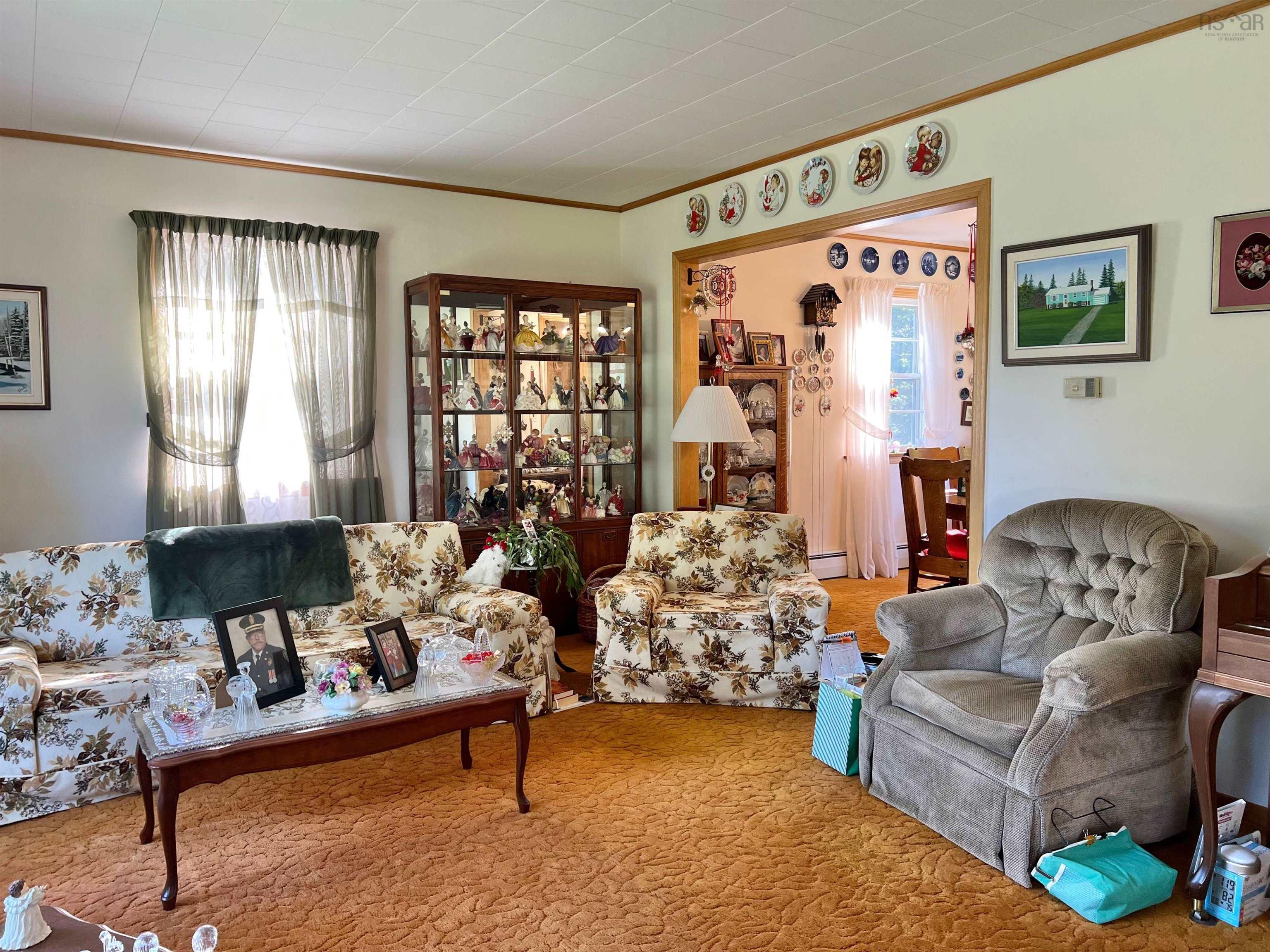 $299,900.00: 9128 Highway 3, Pleasant Lake
