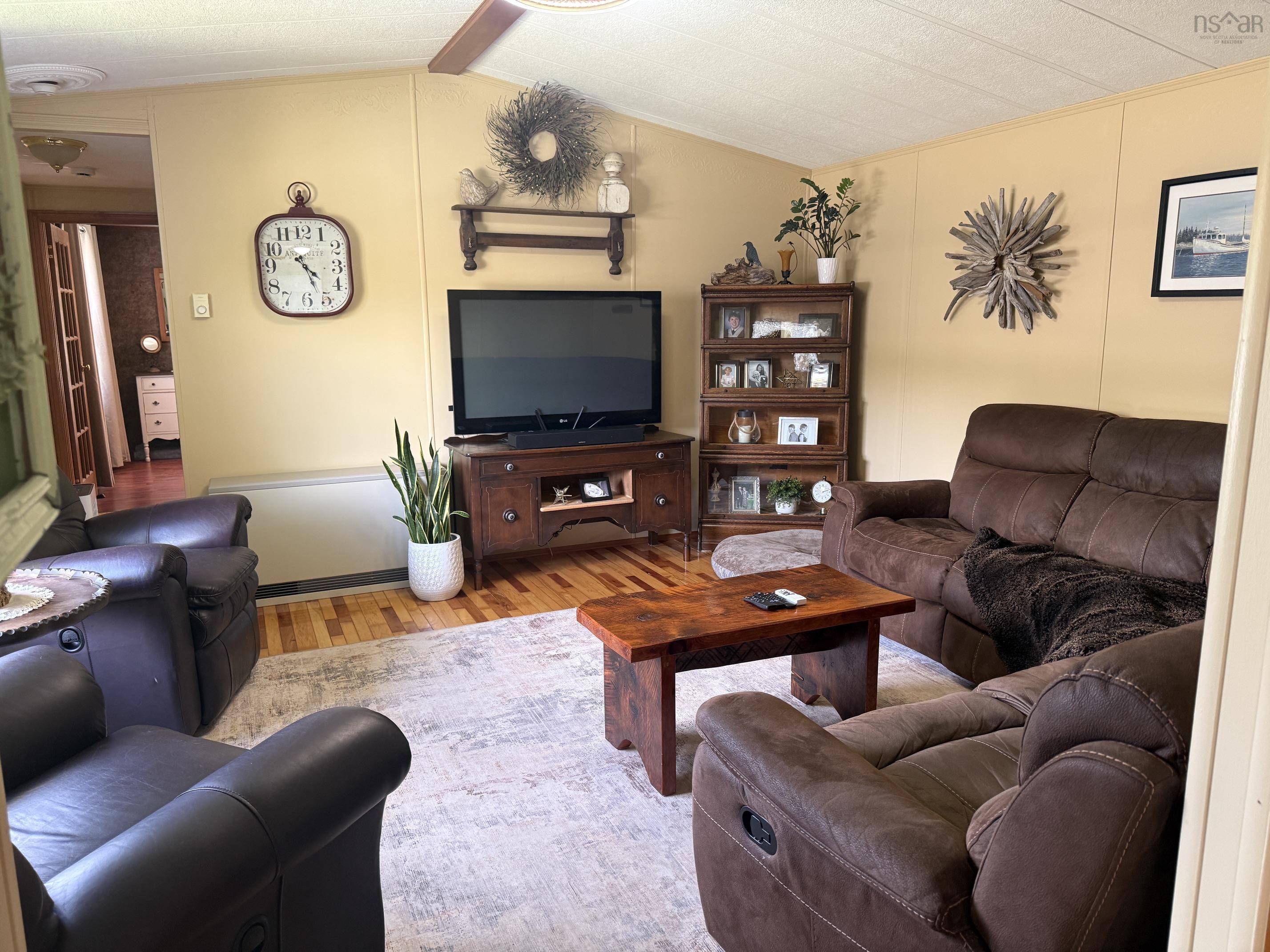 $154,900.00: 10 Fall Street, Bridgewater