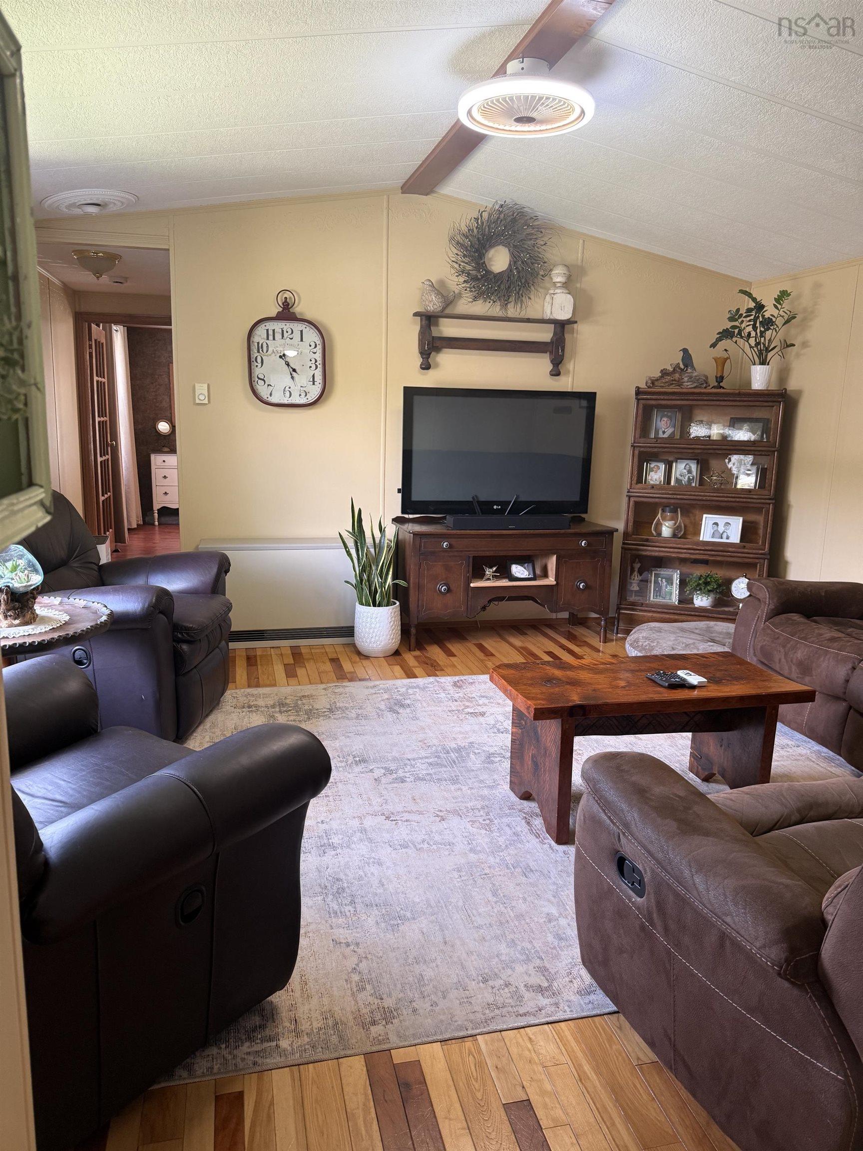 $154,900.00: 10 Fall Street, Bridgewater