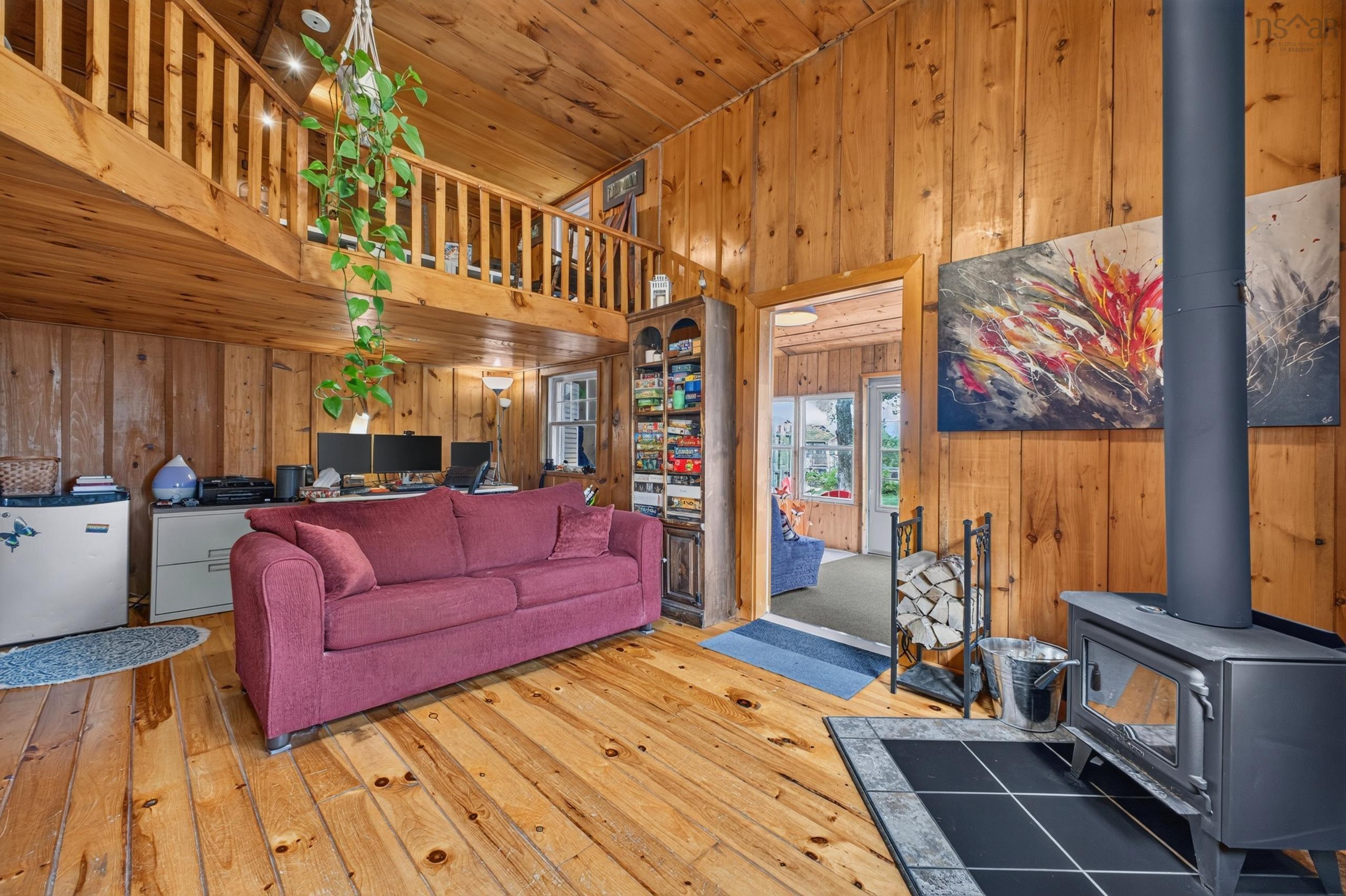 $324,900.00: 222 VICTORIA Street E, Amherst