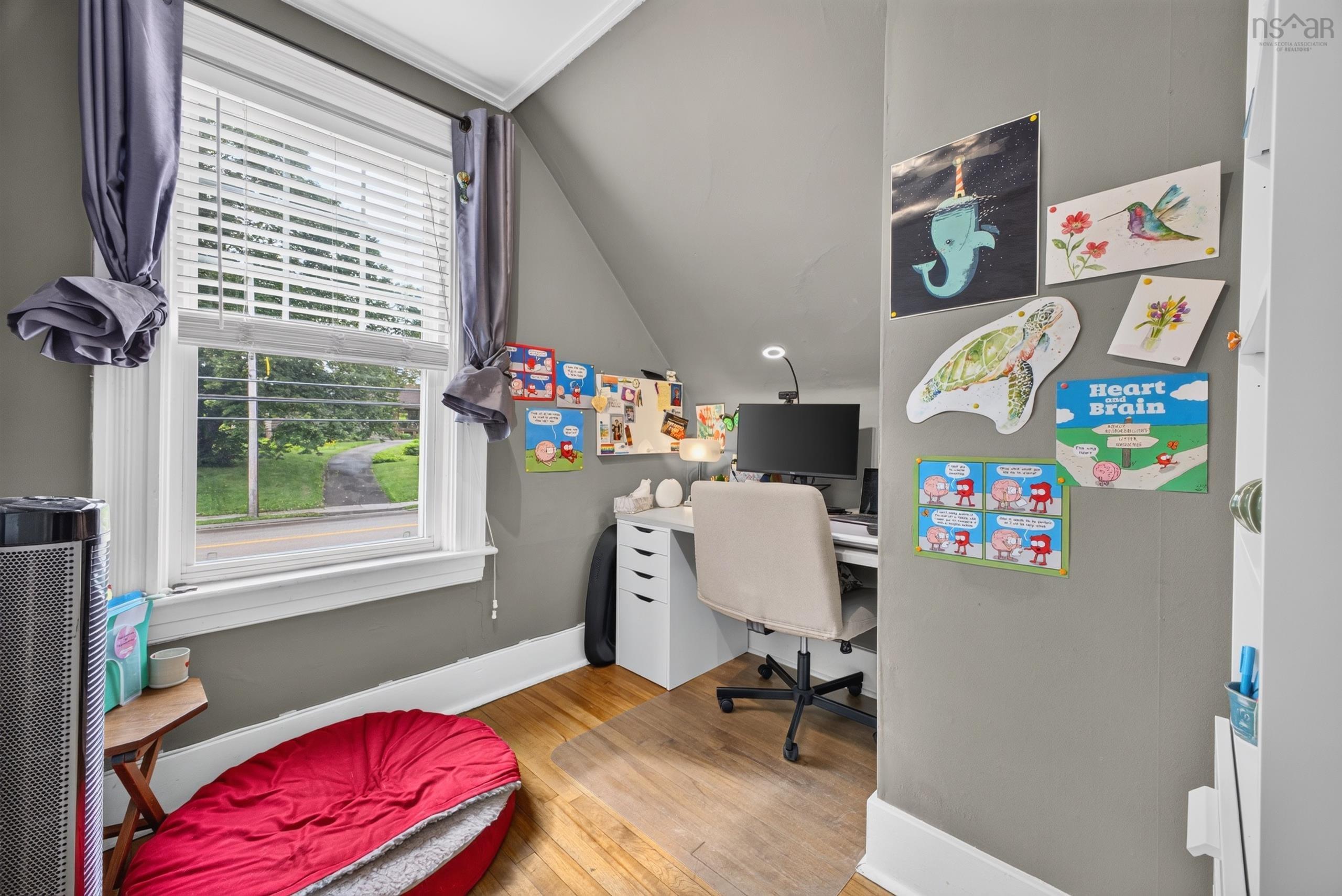$324,900.00: 222 VICTORIA Street E, Amherst