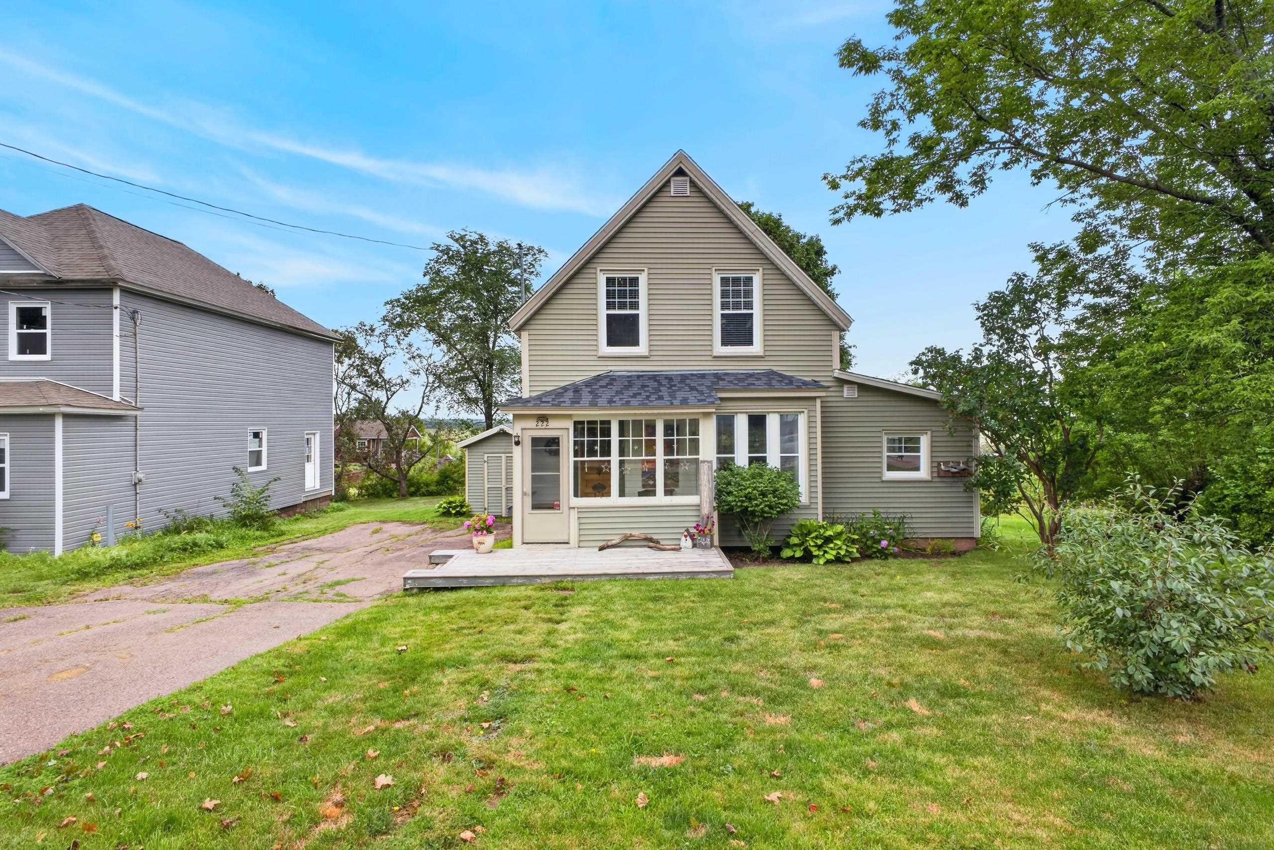 $324,900.00: 222 VICTORIA Street E, Amherst