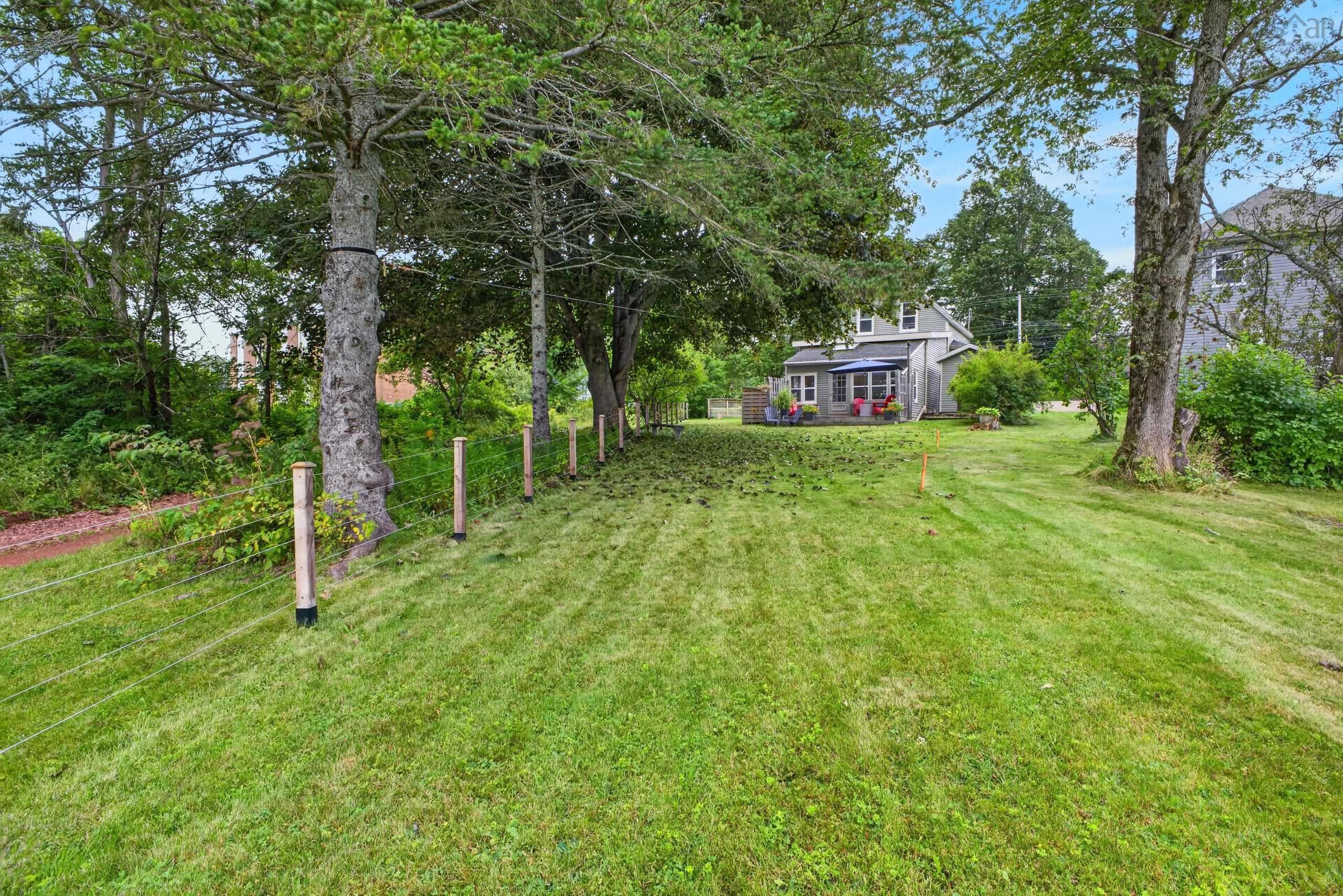 $324,900.00: 222 VICTORIA Street E, Amherst