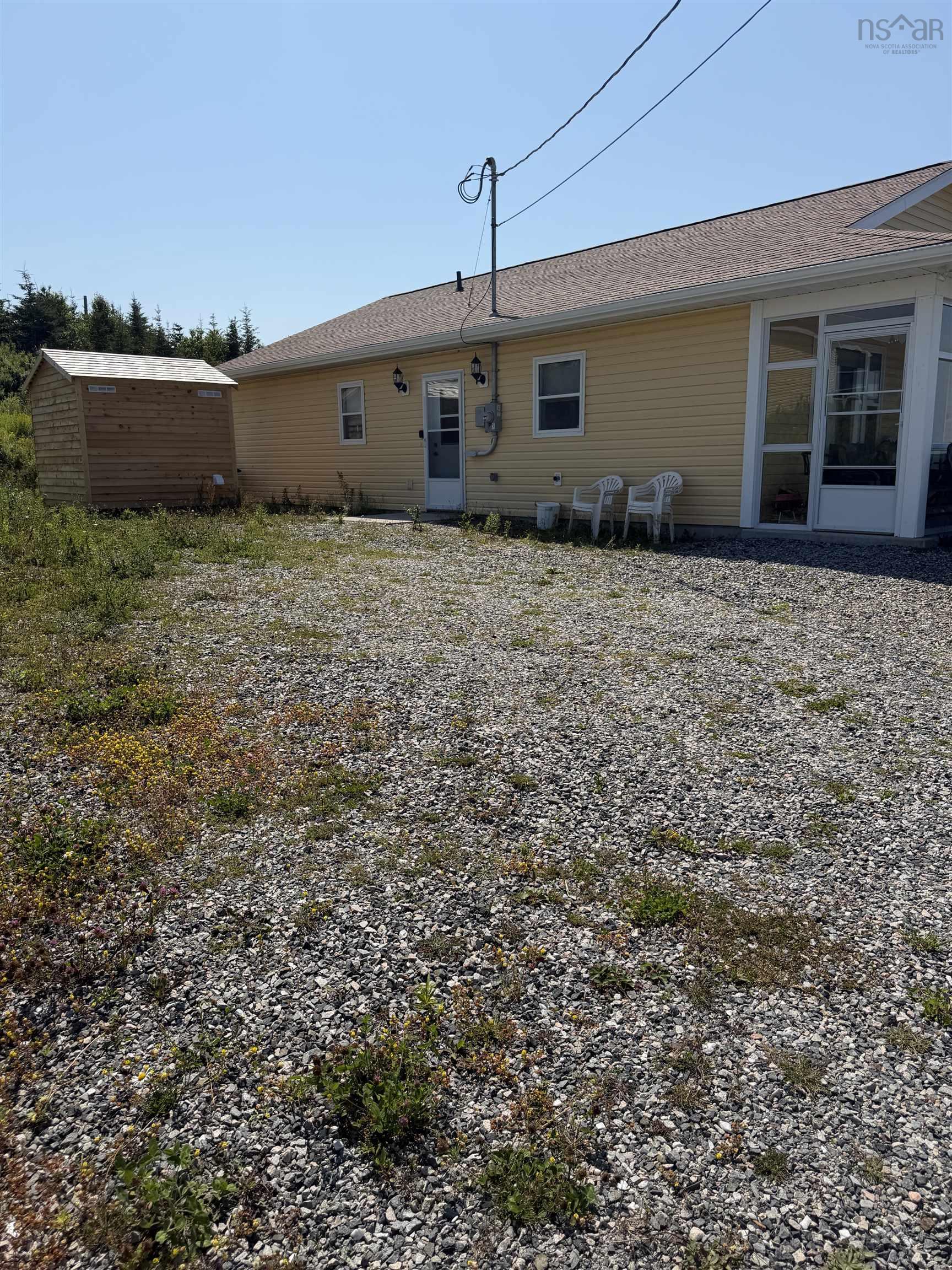 $450,000.00: 960 Mira Bay Drive, Catalone Gut
