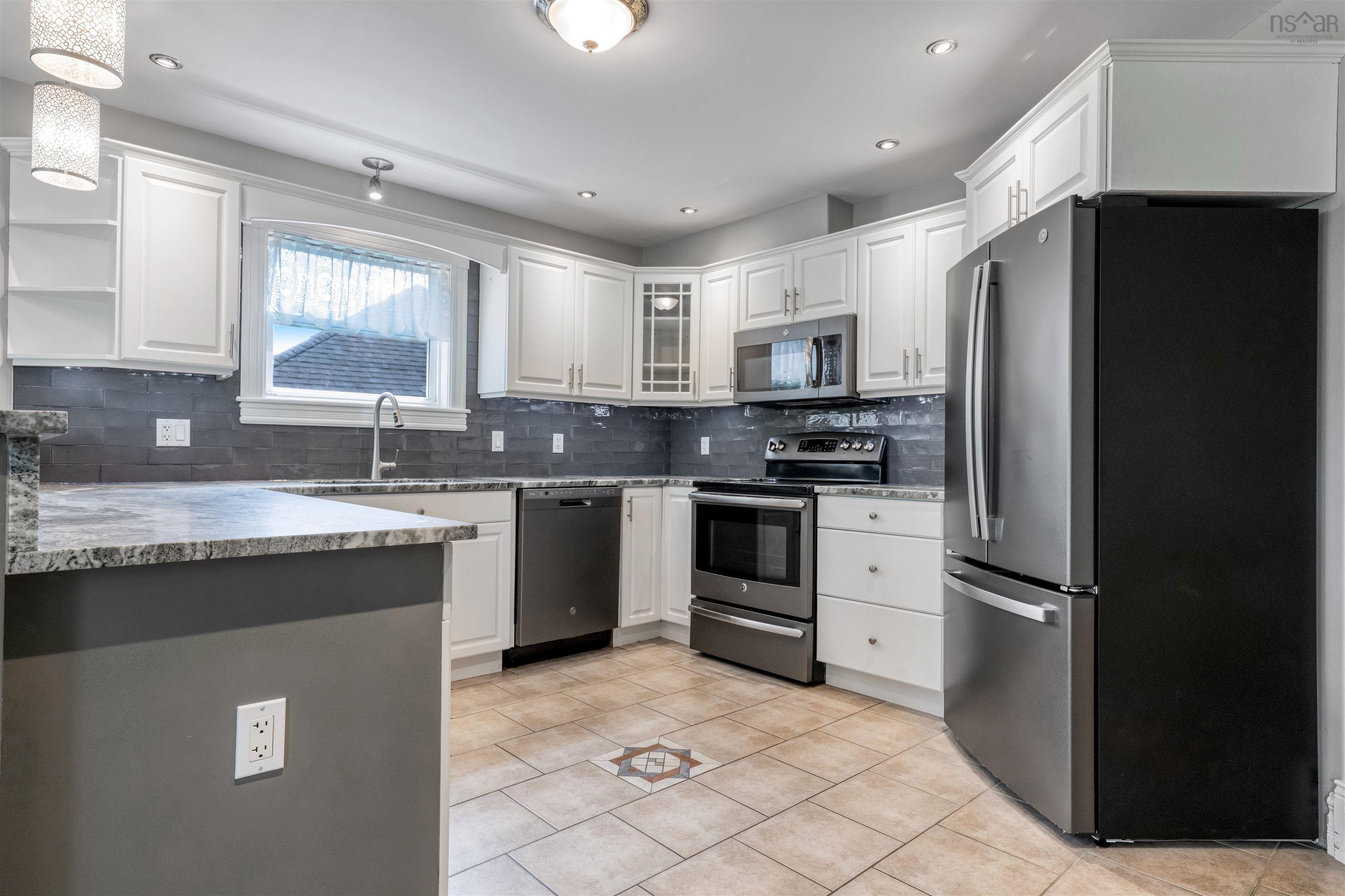 $565,000.00: 498 Glen Allan Drive, Bridgewater