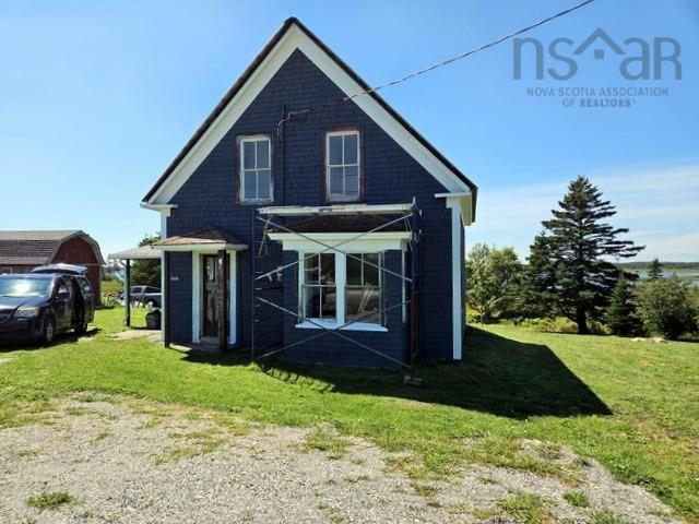 $425,000.00: 7631 Upper Wood's Harbour, Upper Woods Harbour