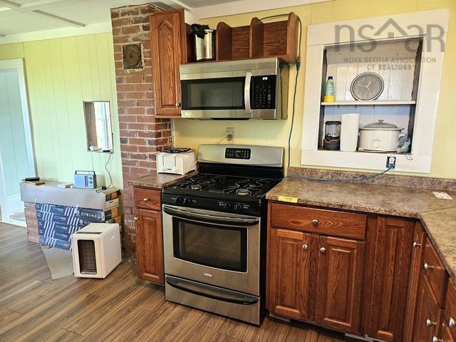 $425,000.00: 7631 Upper Wood