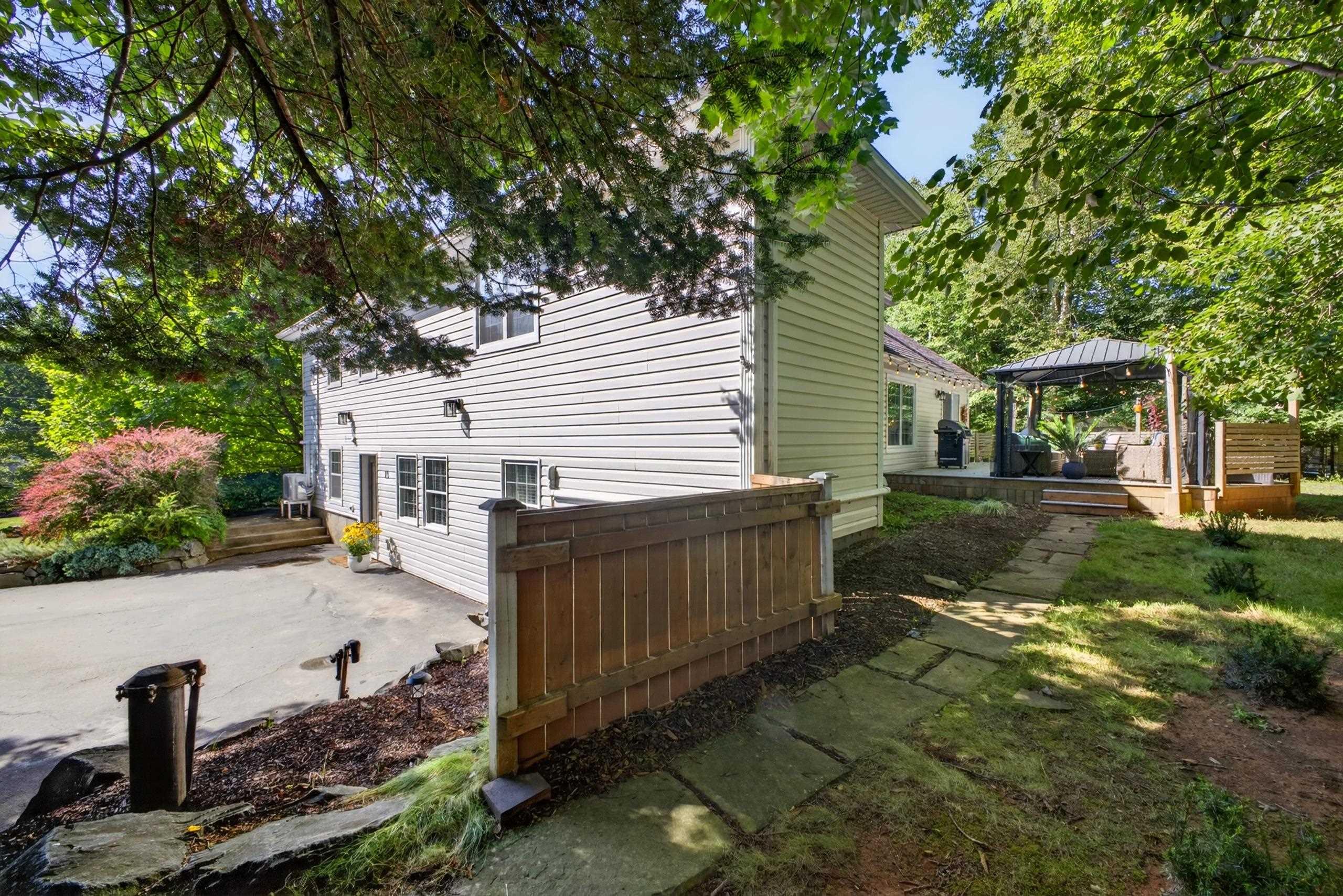 $729,000.00: 20 Somerset Drive, Bible Hill