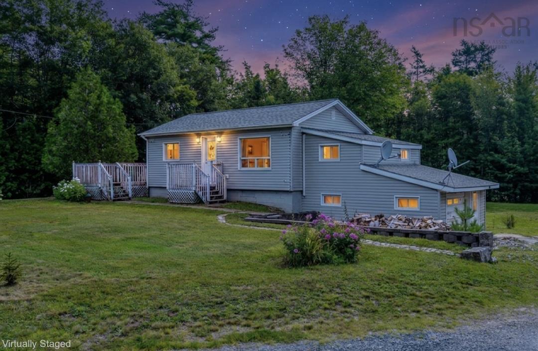 $199,900.00: 5915 208 Highway, North Brookfield