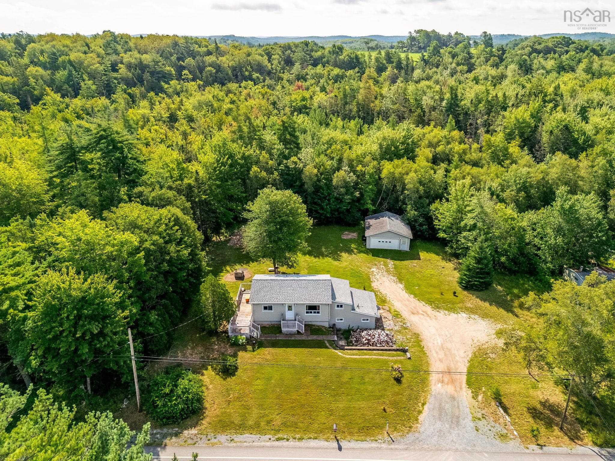 $199,900.00: 5915 208 Highway, North Brookfield