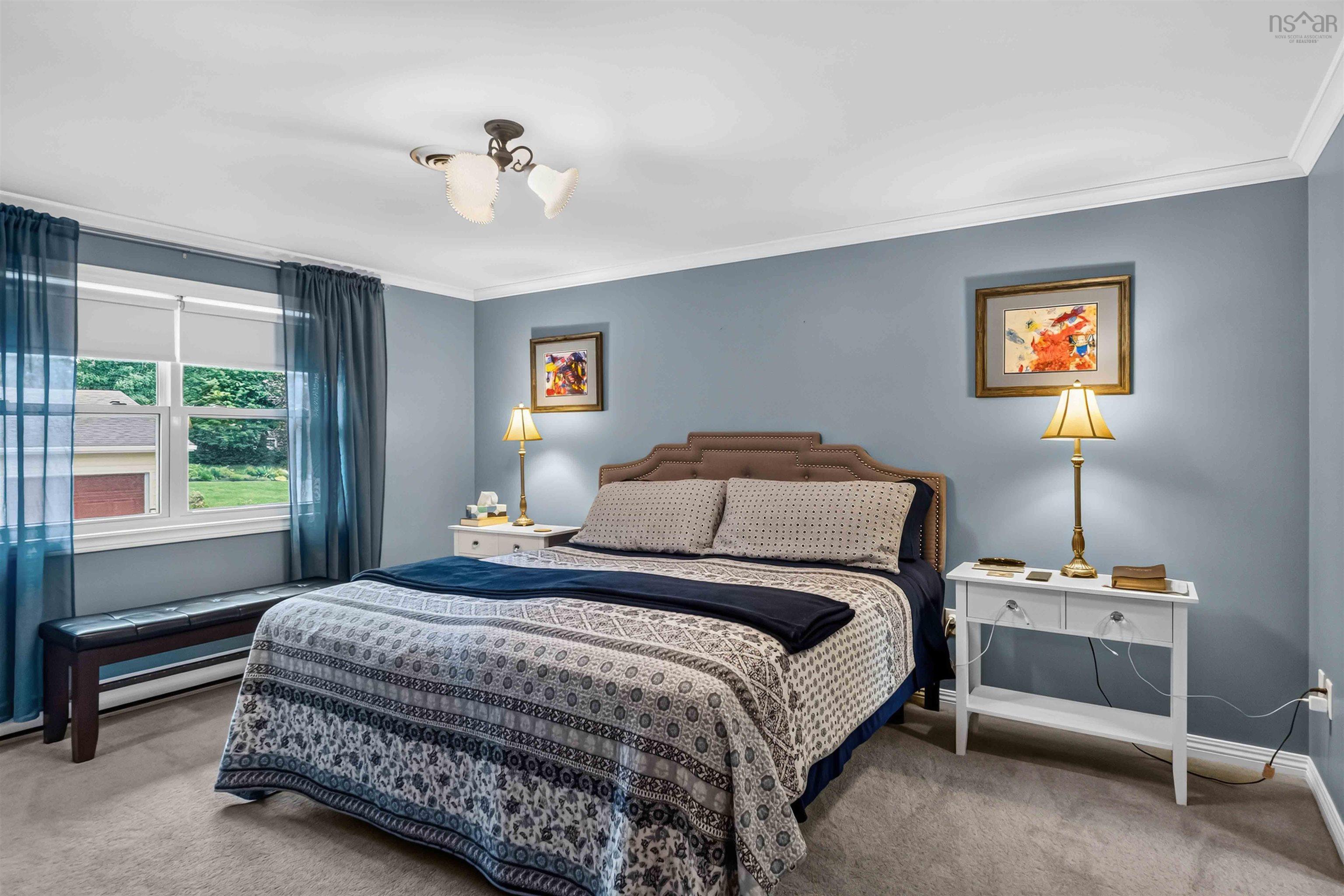 $859,900.00: 1008 Country Club Boulevard, New Minas