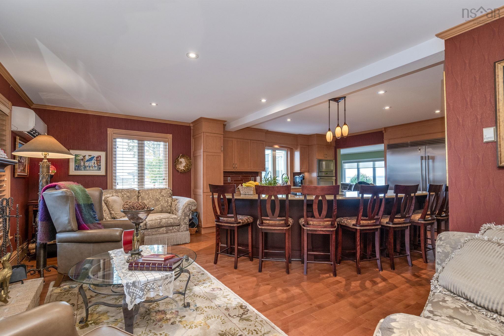 $575,000.00: 3315 1 Highway, Belliveaus Cove