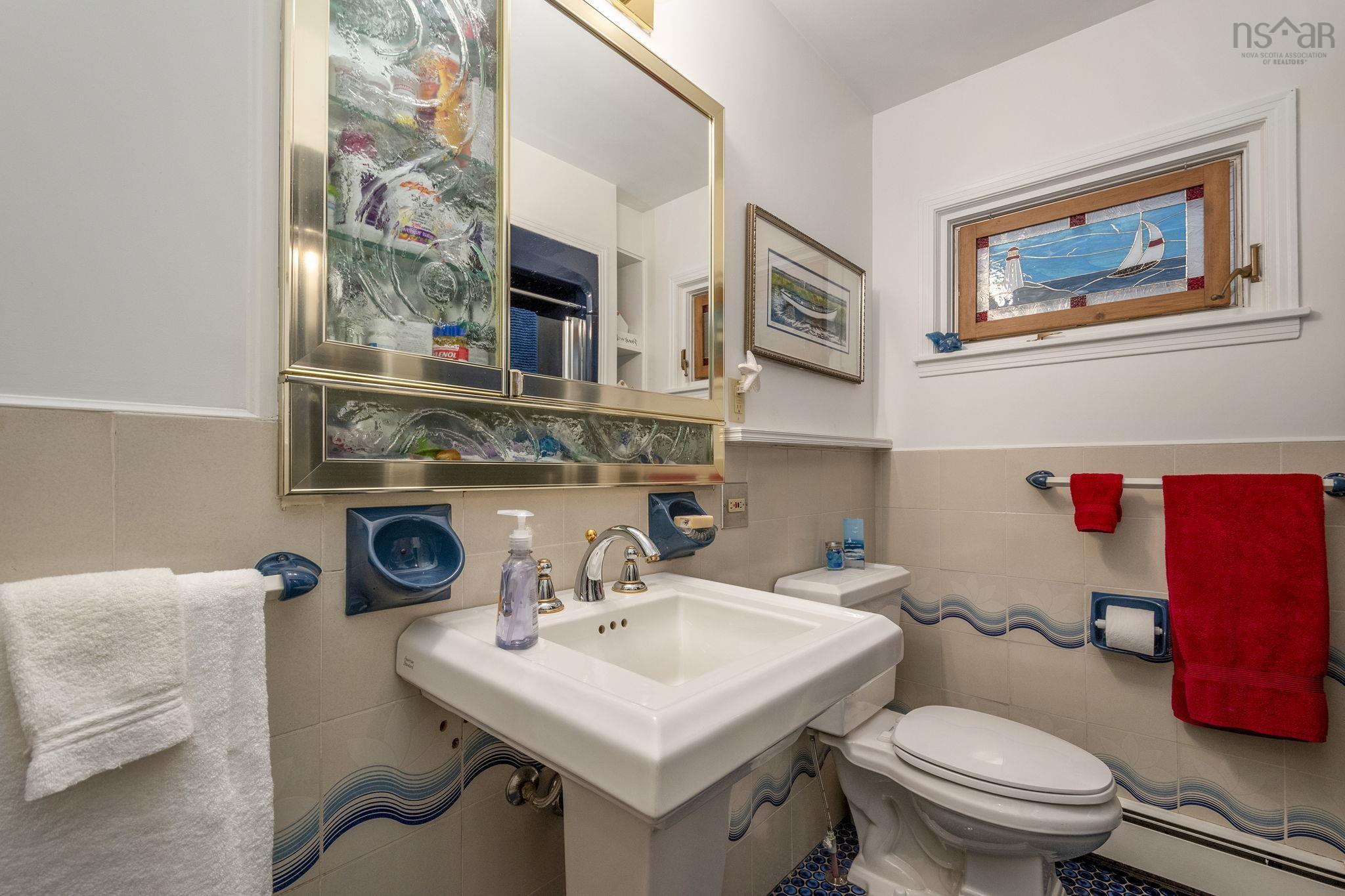 $575,000.00: 3315 1 Highway, Belliveaus Cove