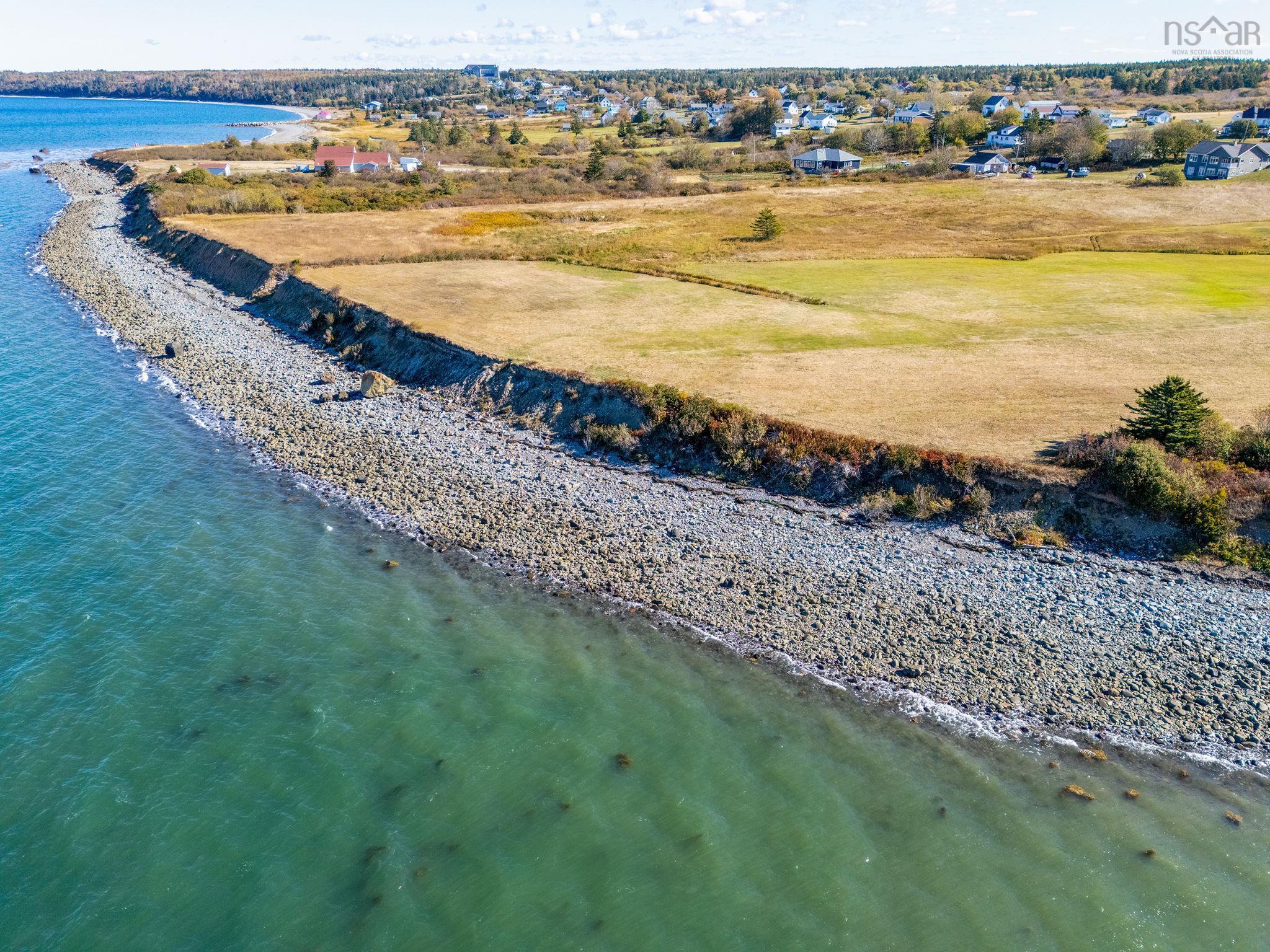 $575,000.00: 3315 1 Highway, Belliveaus Cove