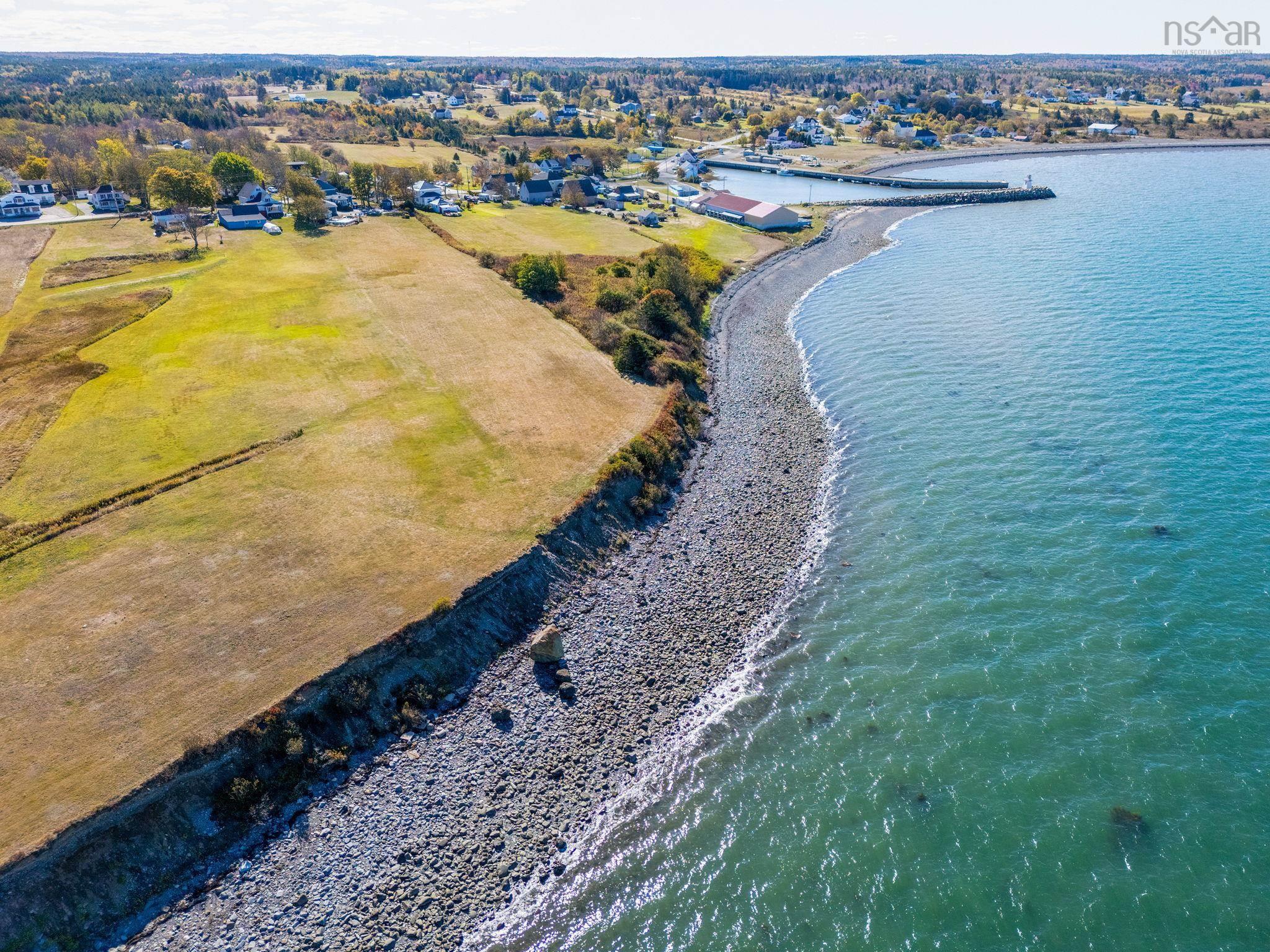 $575,000.00: 3315 1 Highway, Belliveaus Cove