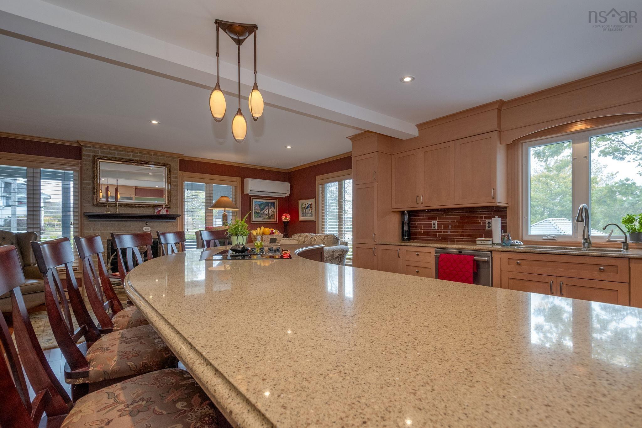 $575,000.00: 3315 1 Highway, Belliveaus Cove