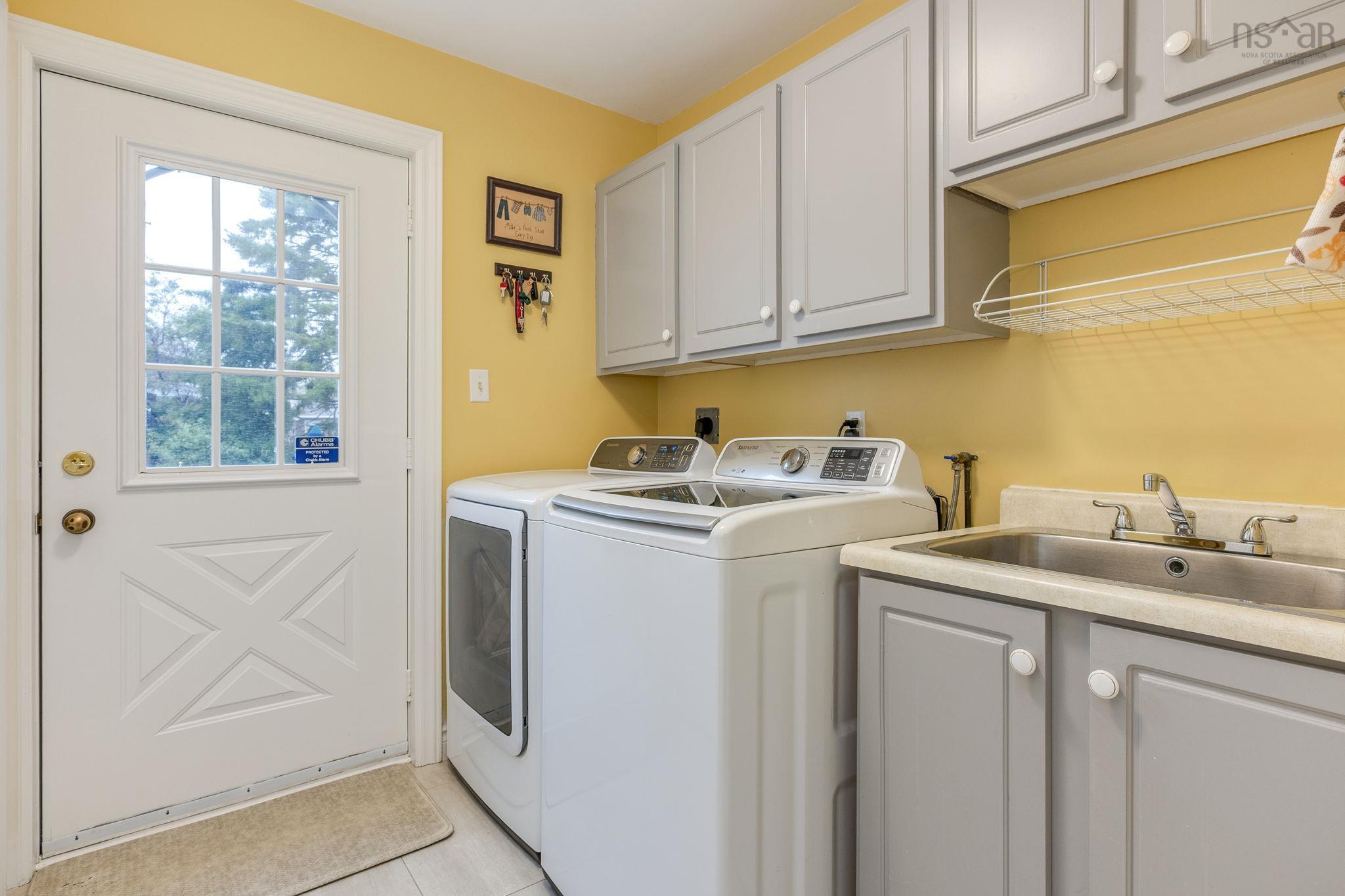 6 Brockhurst Close, Clayton Park, NS (MLS 202621360)