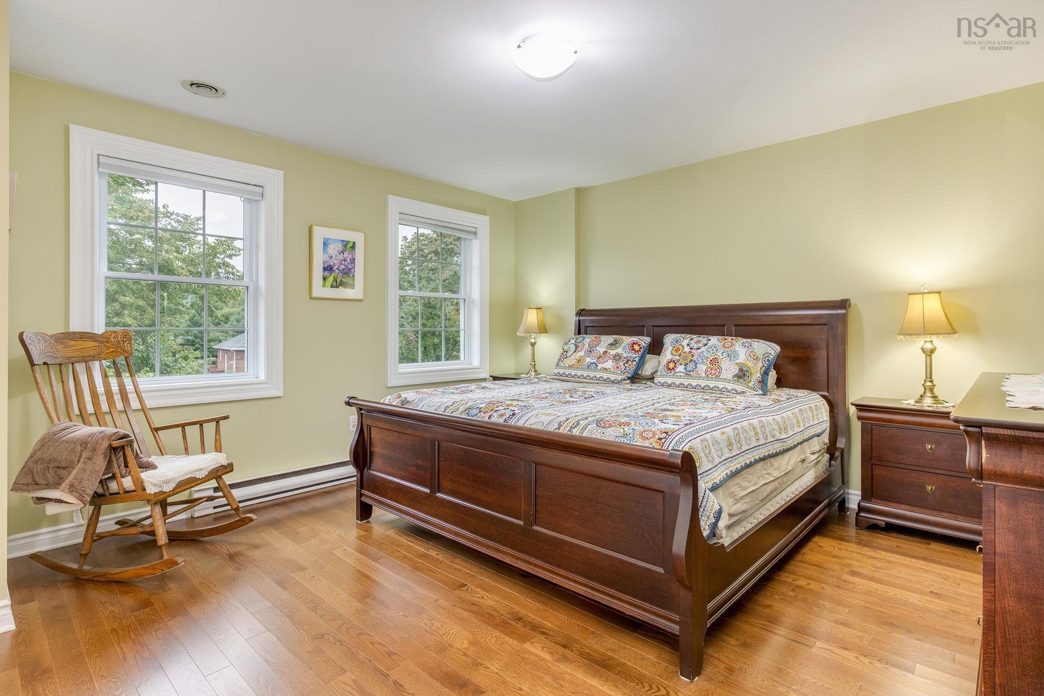 6 Brockhurst Close, Clayton Park, NS (MLS 202621360)
