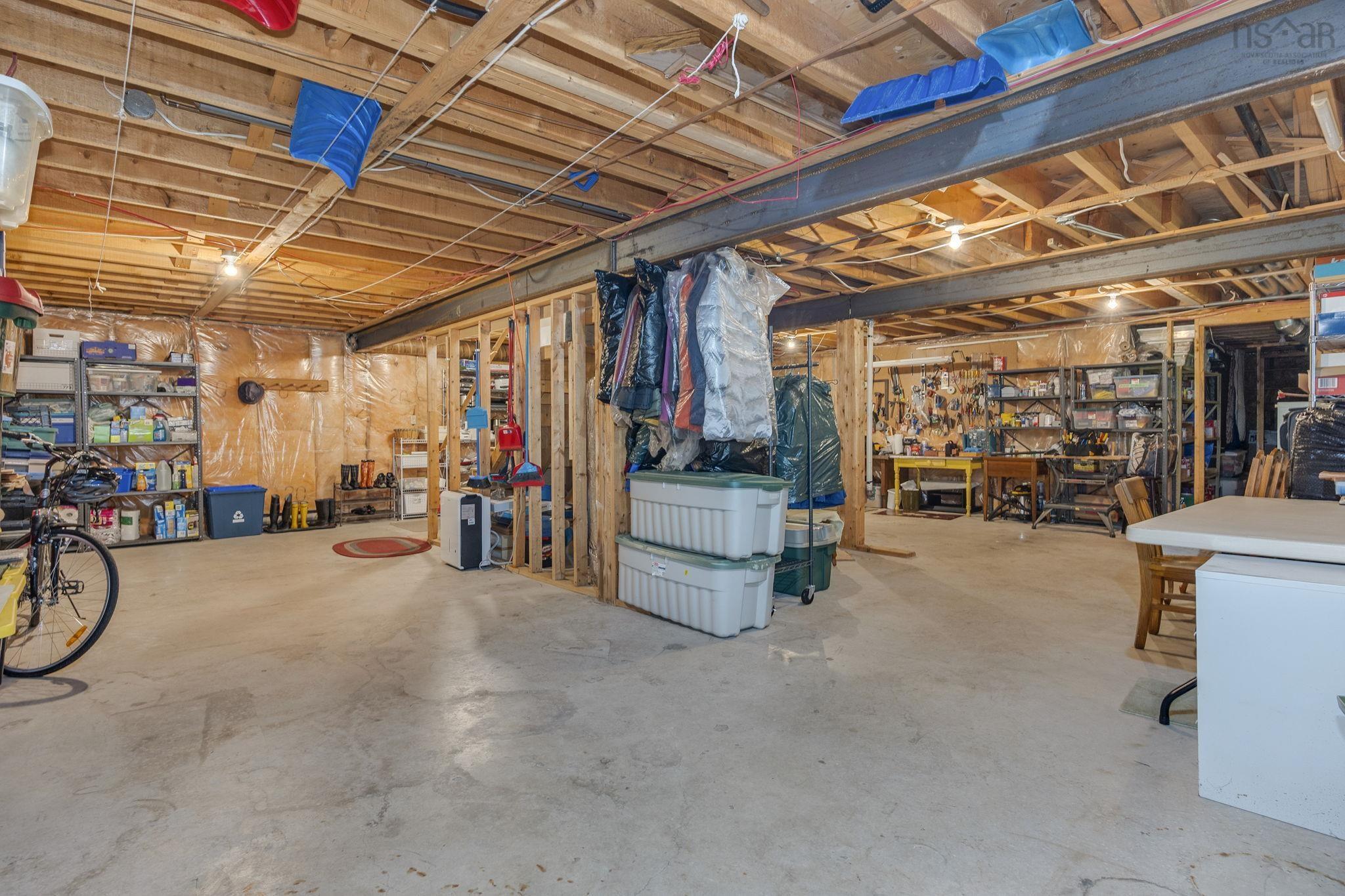 6 Brockhurst Close, Clayton Park, NS (MLS 202621360)