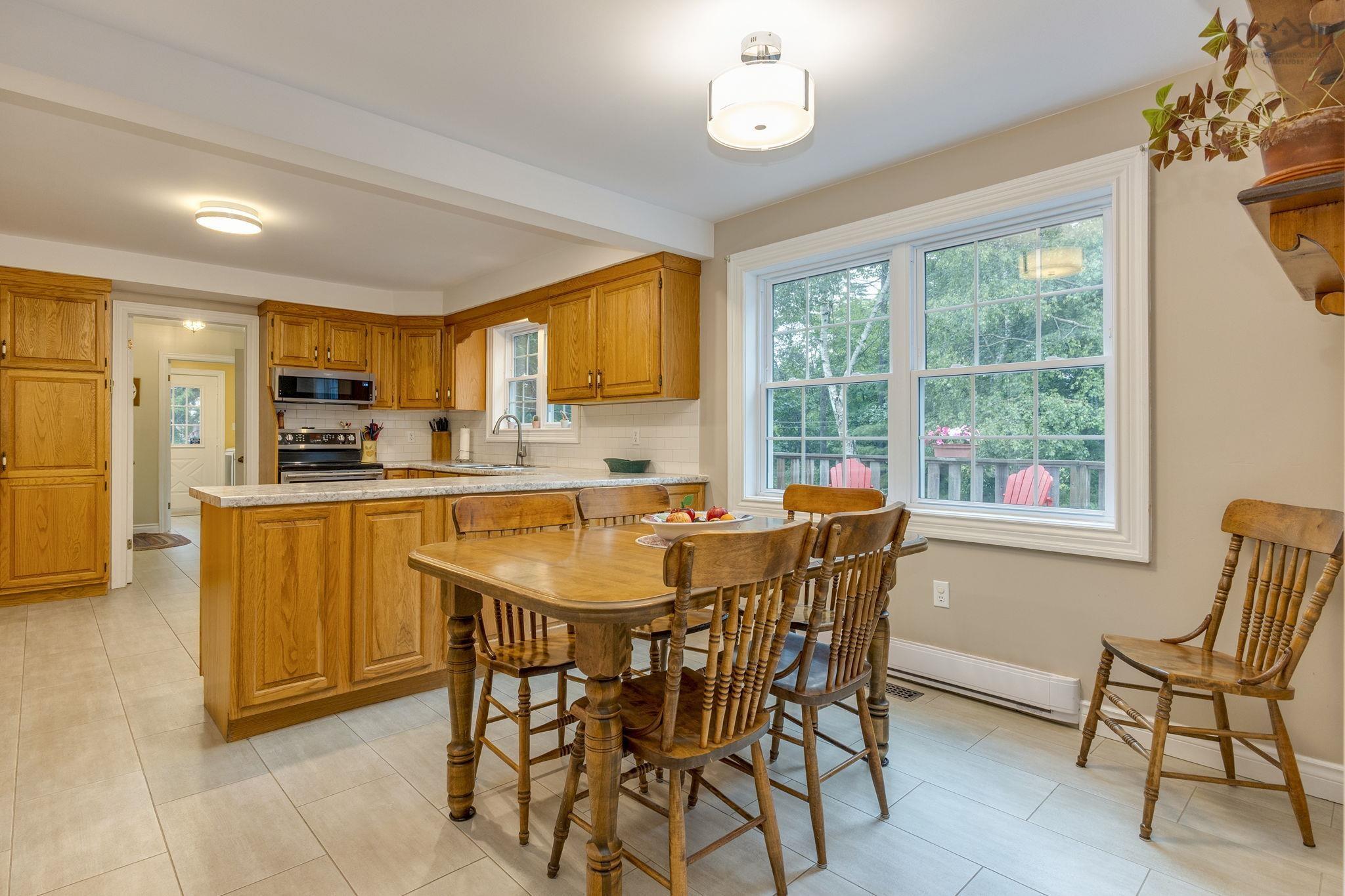 6 Brockhurst Close, Clayton Park, NS (MLS 202621360)