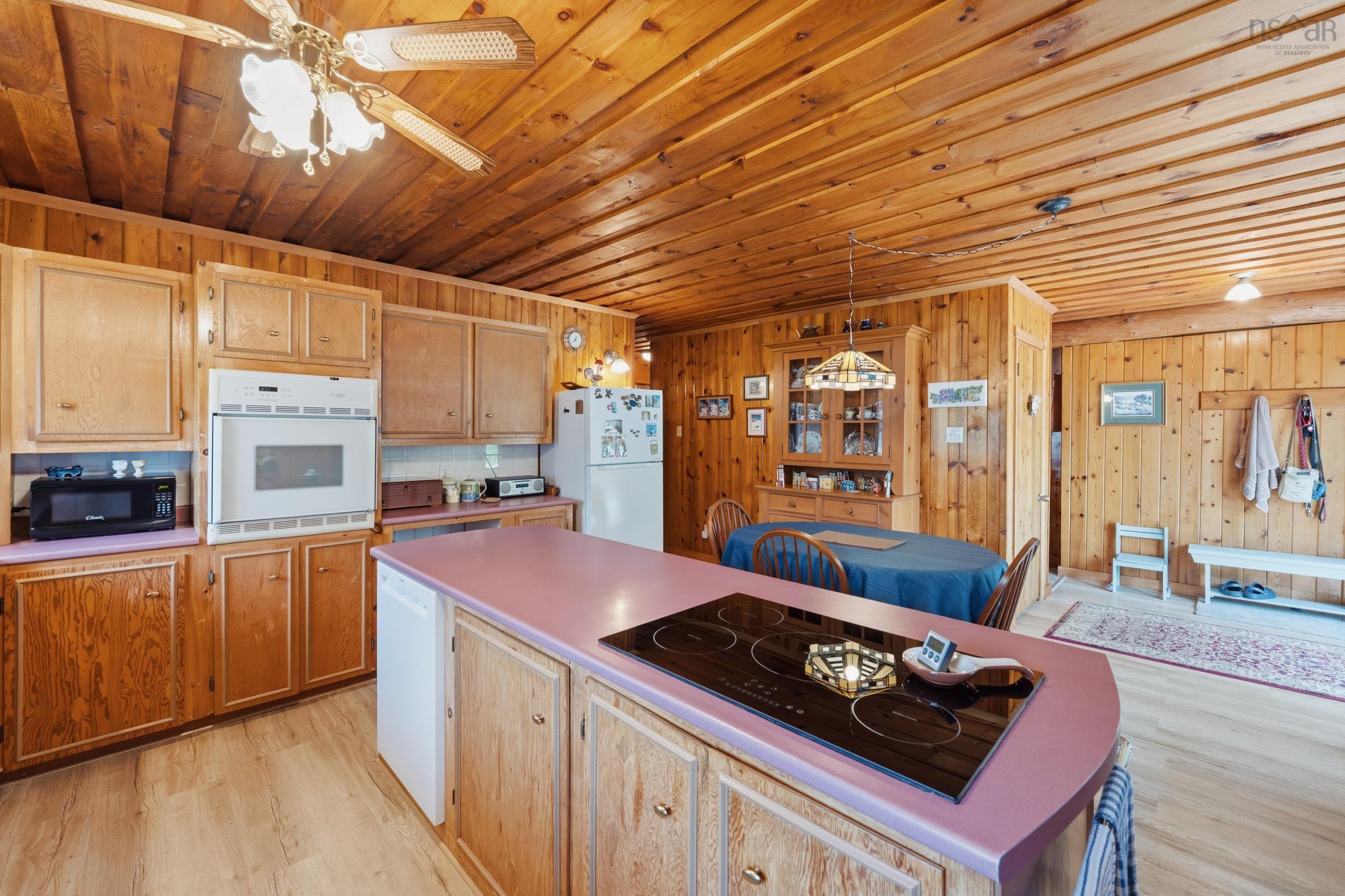 $439,000.00: 9494 Highway 10, Nictaux