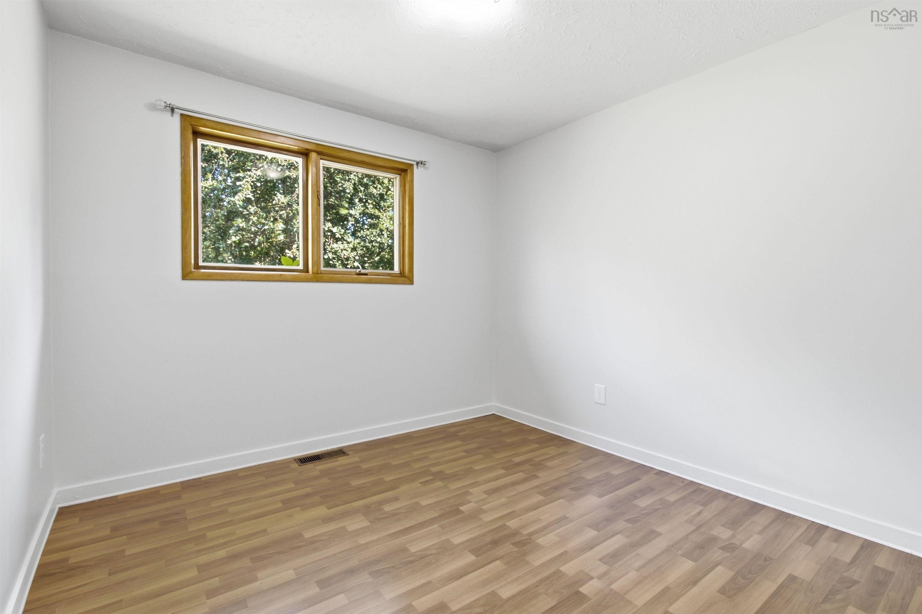 $449,000.00: 33 Inverary Drive, Dartmouth