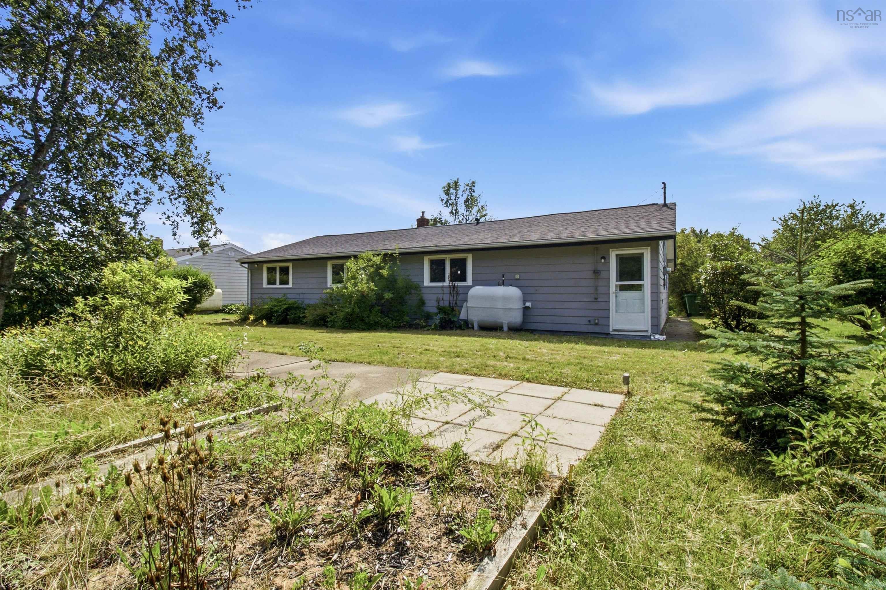 $449,000.00: 33 Inverary Drive, Dartmouth