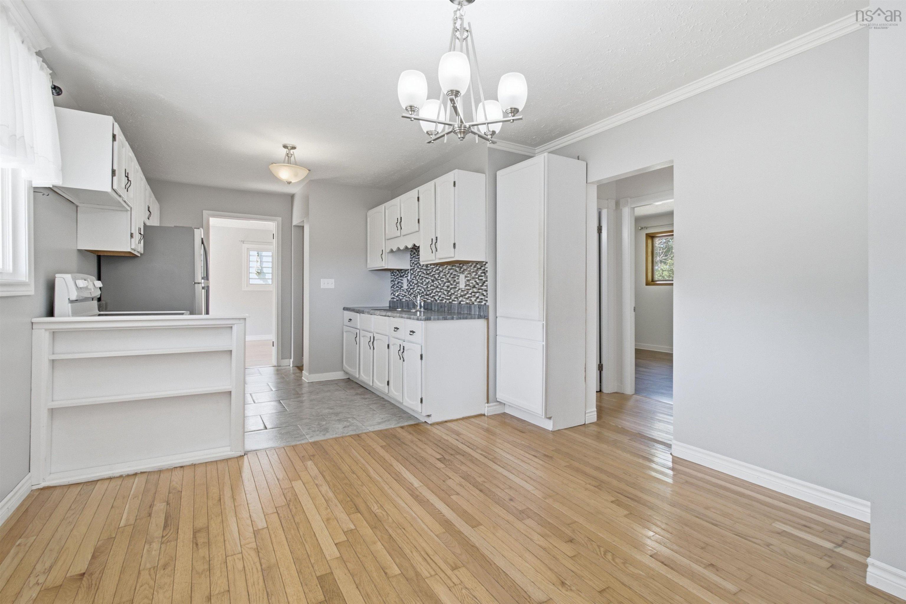 $449,000.00: 33 Inverary Drive, Dartmouth