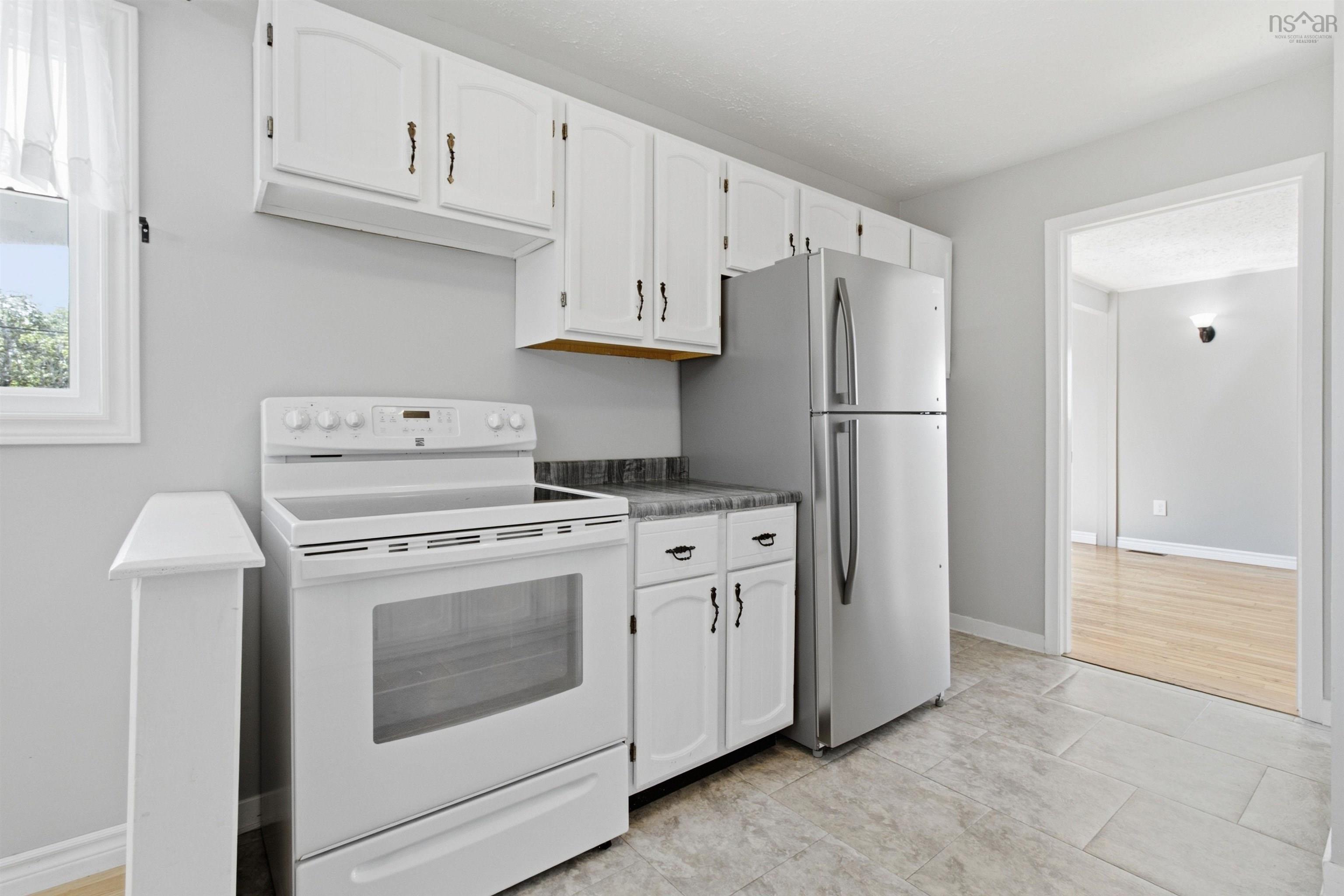 $449,000.00: 33 Inverary Drive, Dartmouth