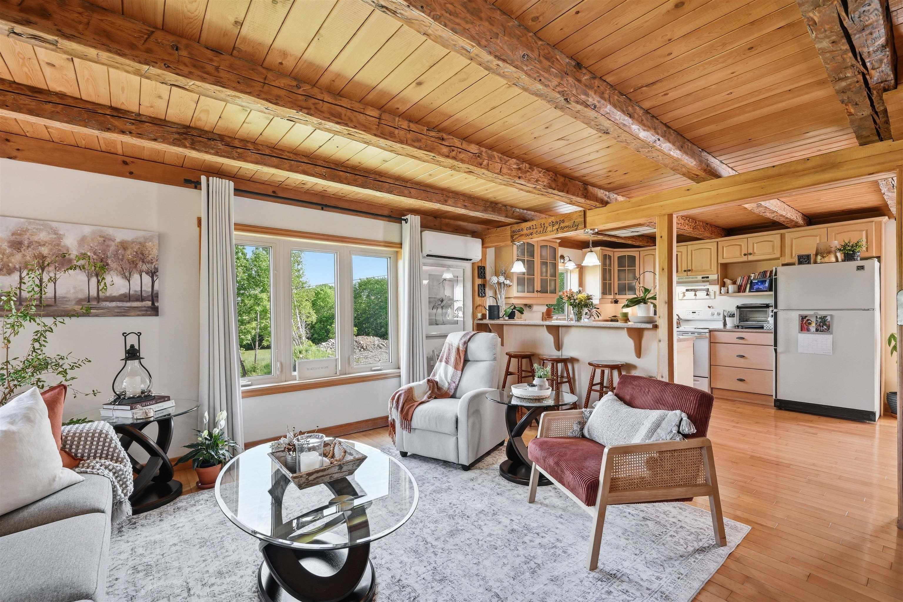 $405,000.00: 96 Smeltzer Road, Upper Vaughan