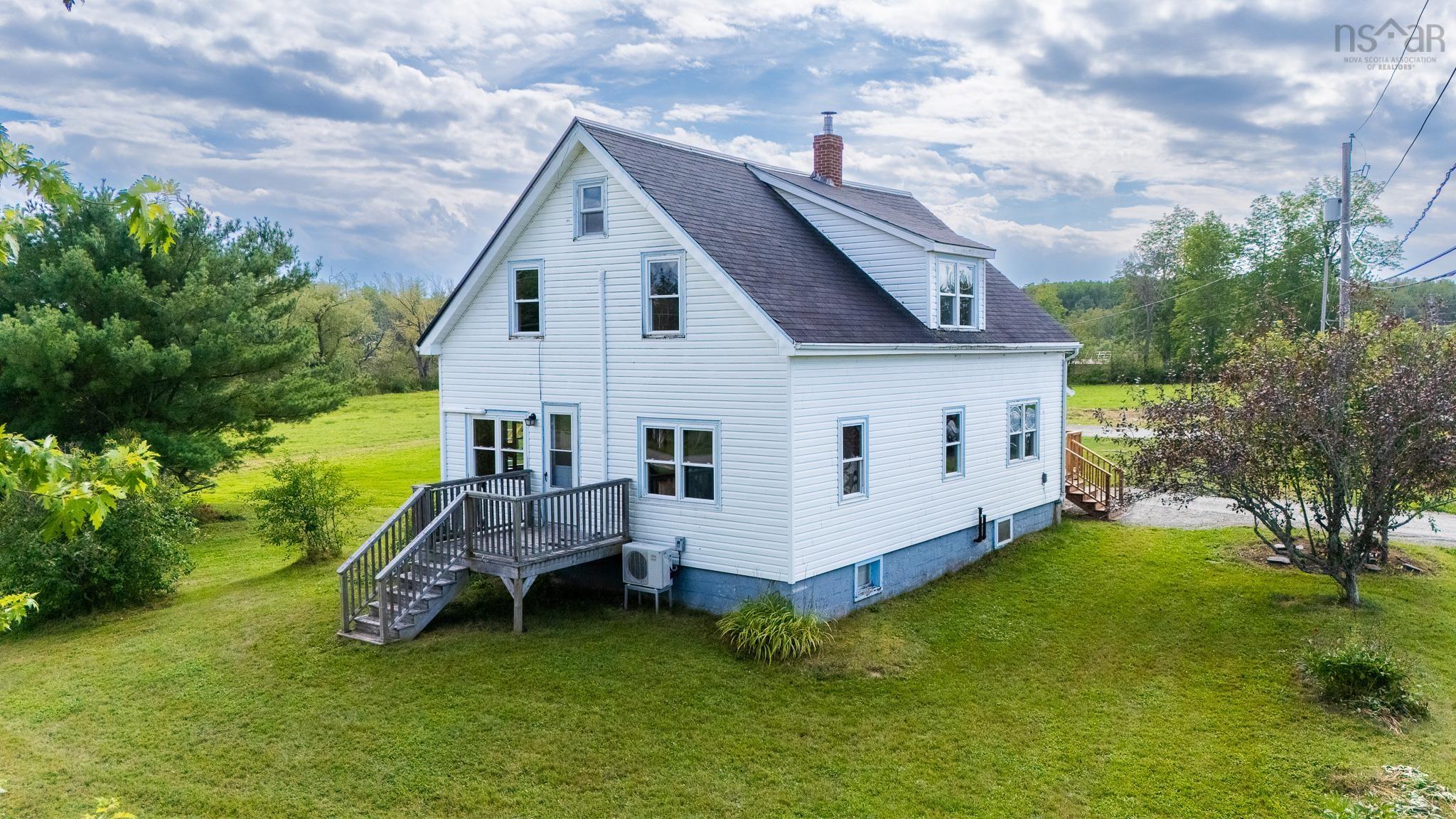$425,000.00: 1056 Quarry Road, Union Corner