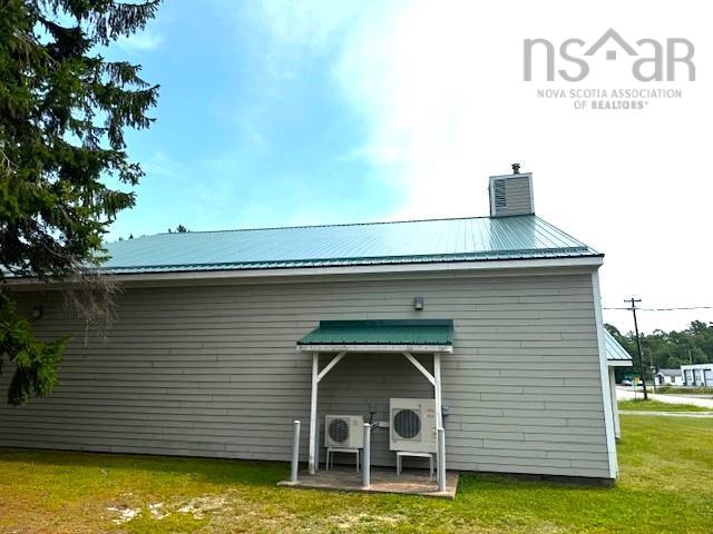 $399,000.00: 9692 Highway 8, Caledonia