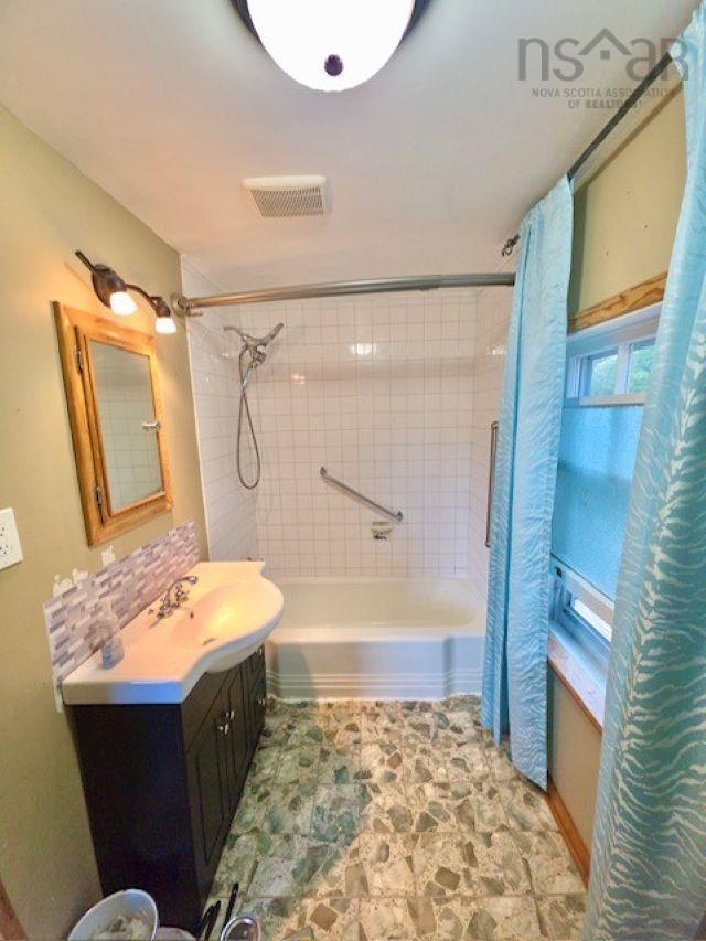 $349,900.00: 465 Pictou Road, Valley