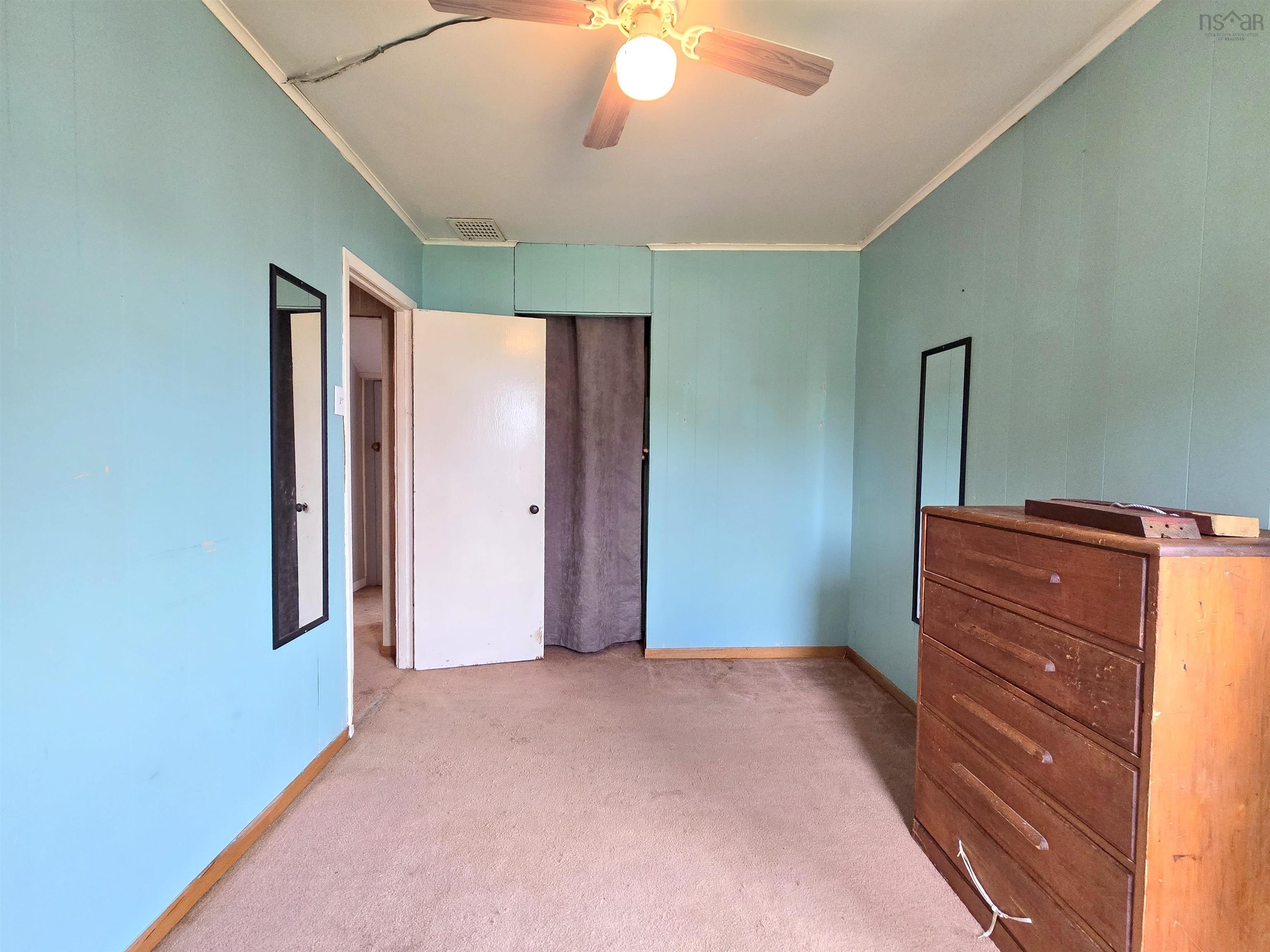 $164,900.00: 32 Poplar Street, Amherst
