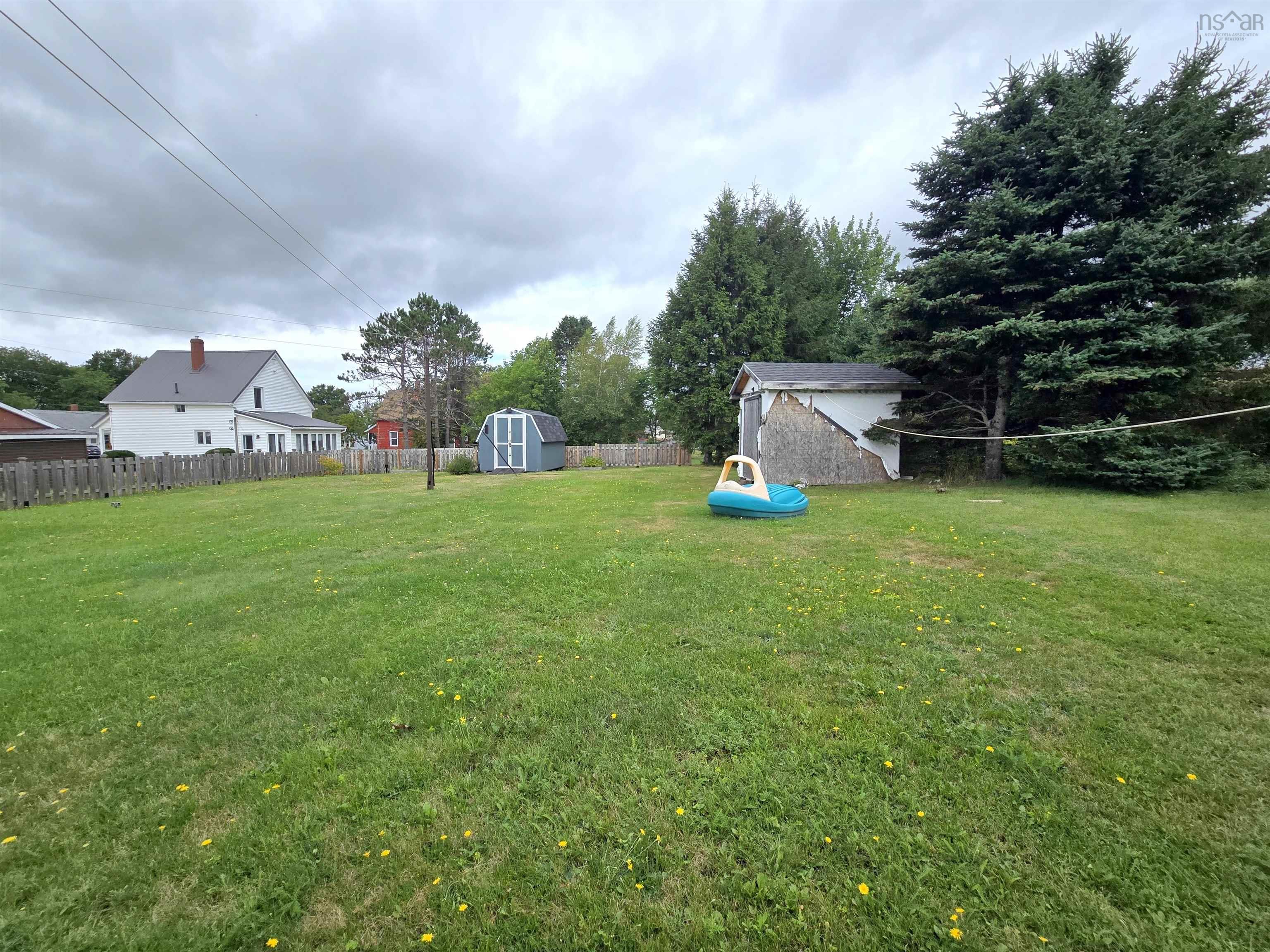 $164,900.00: 32 Poplar Street, Amherst