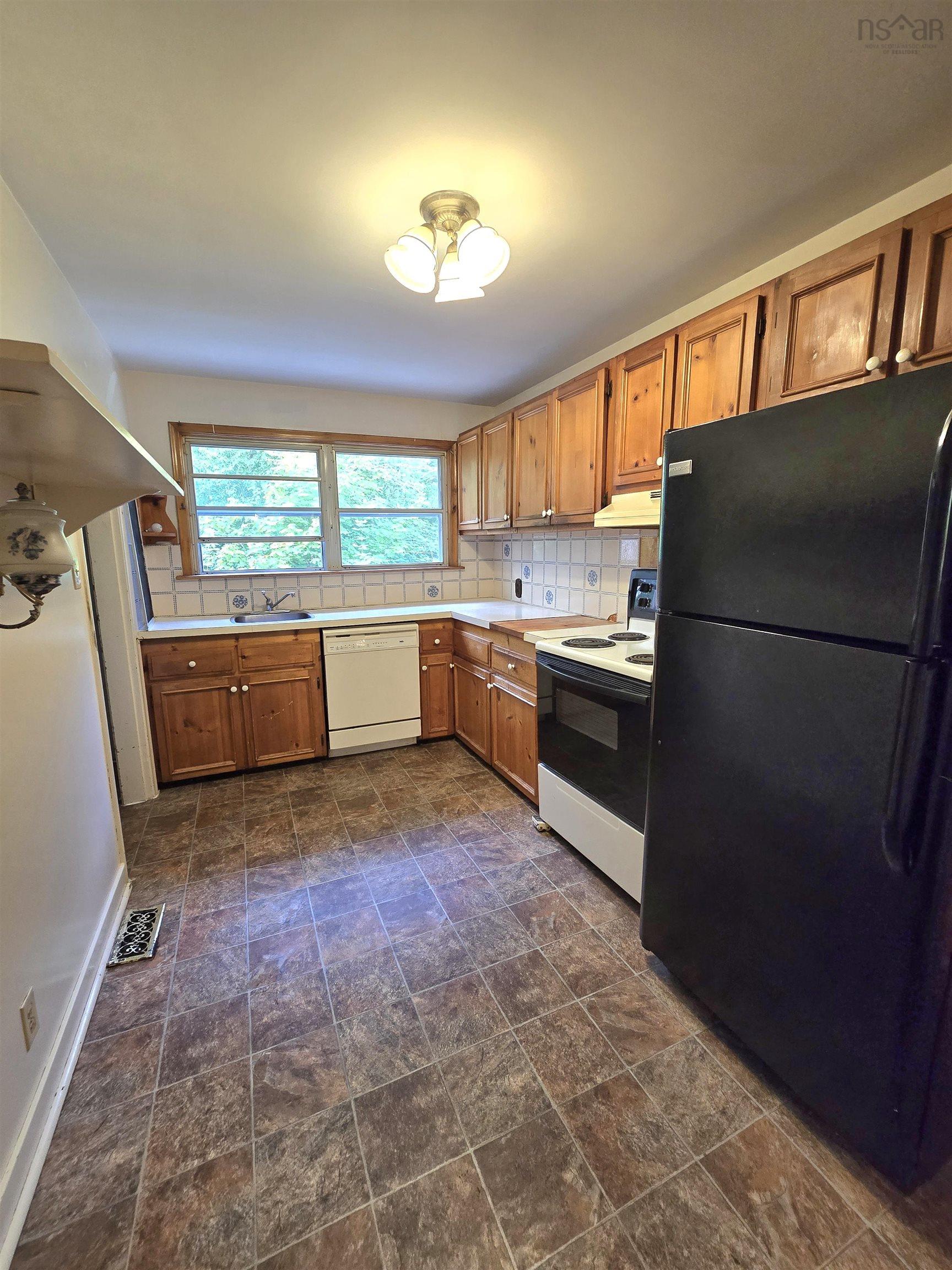 78/80 Glenwood Avenue, Dartmouth, NS (MLS 202621469)