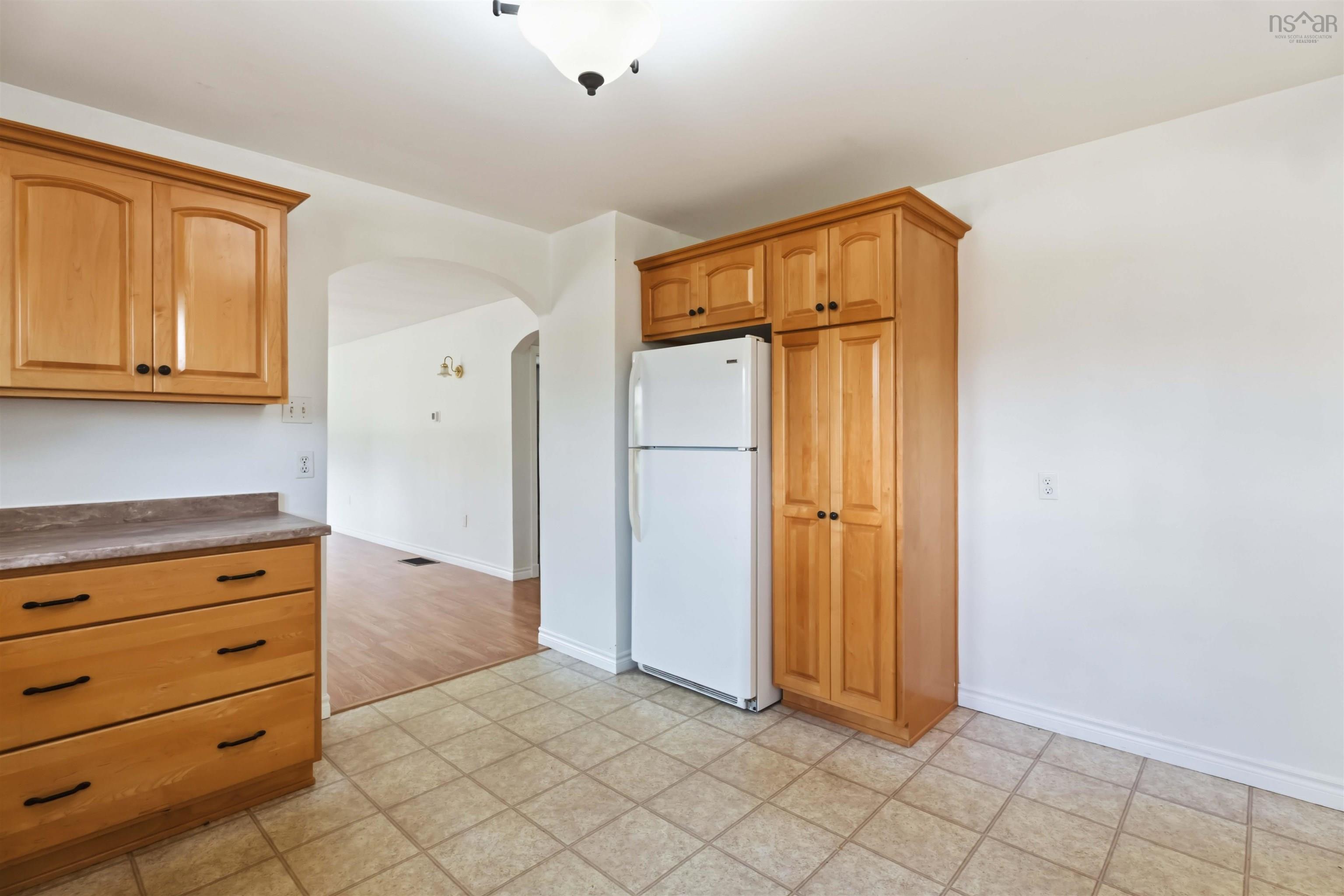 $339,900.00: 15071 Highway 1, Wilmot