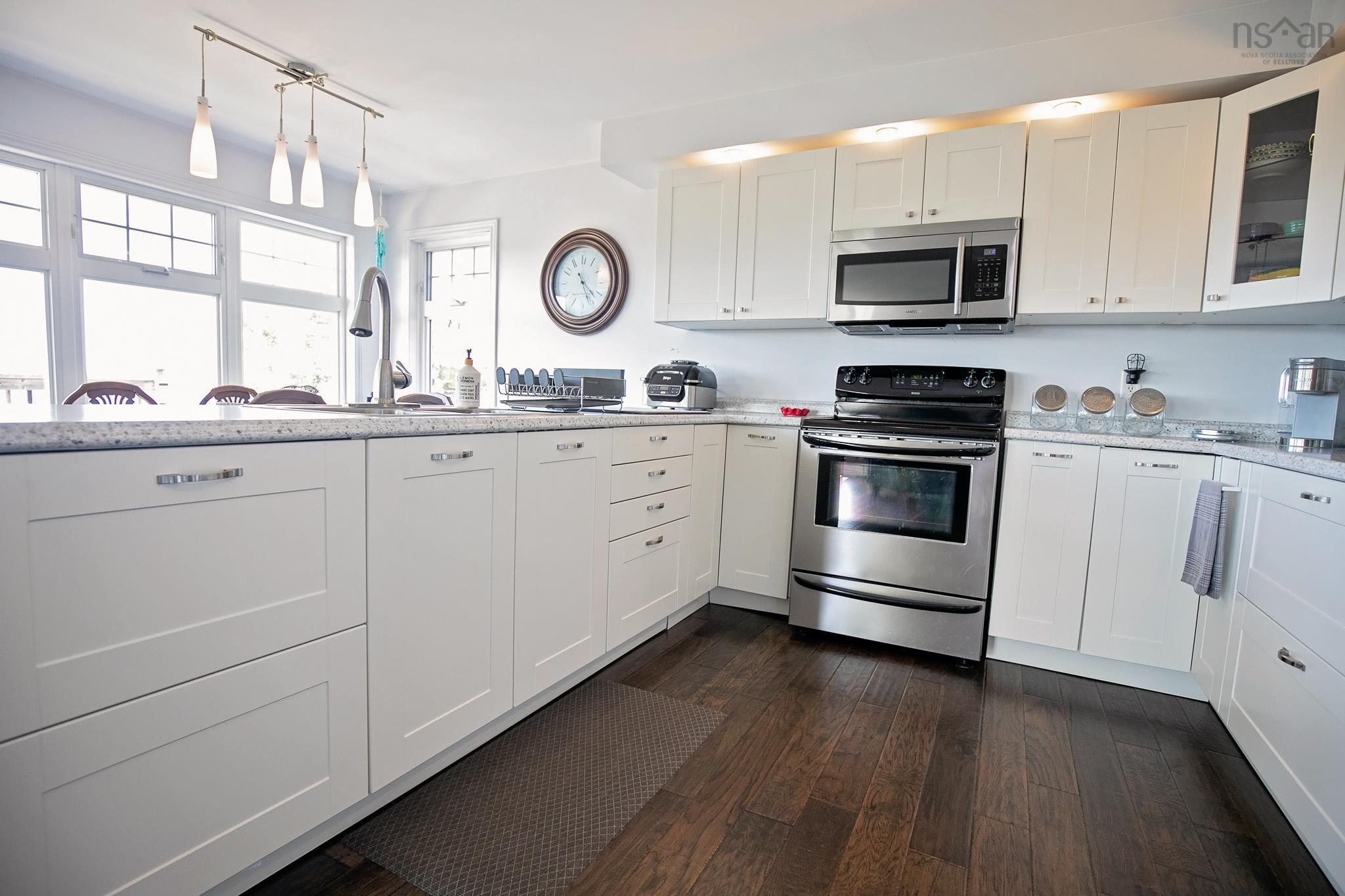 $399,900.00: 14 Roy Haines Lane, Amherst Shore
