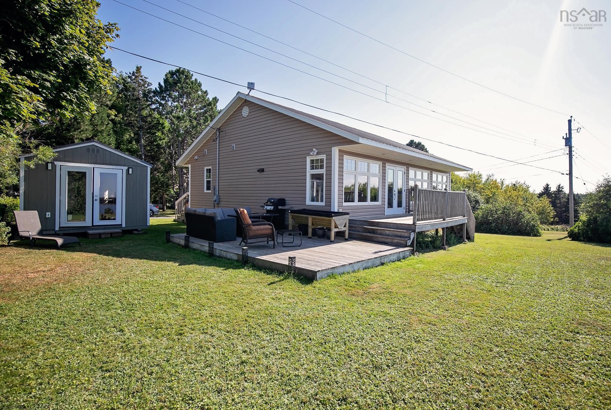 $399,900.00: 14 Roy Haines Lane, Amherst Shore