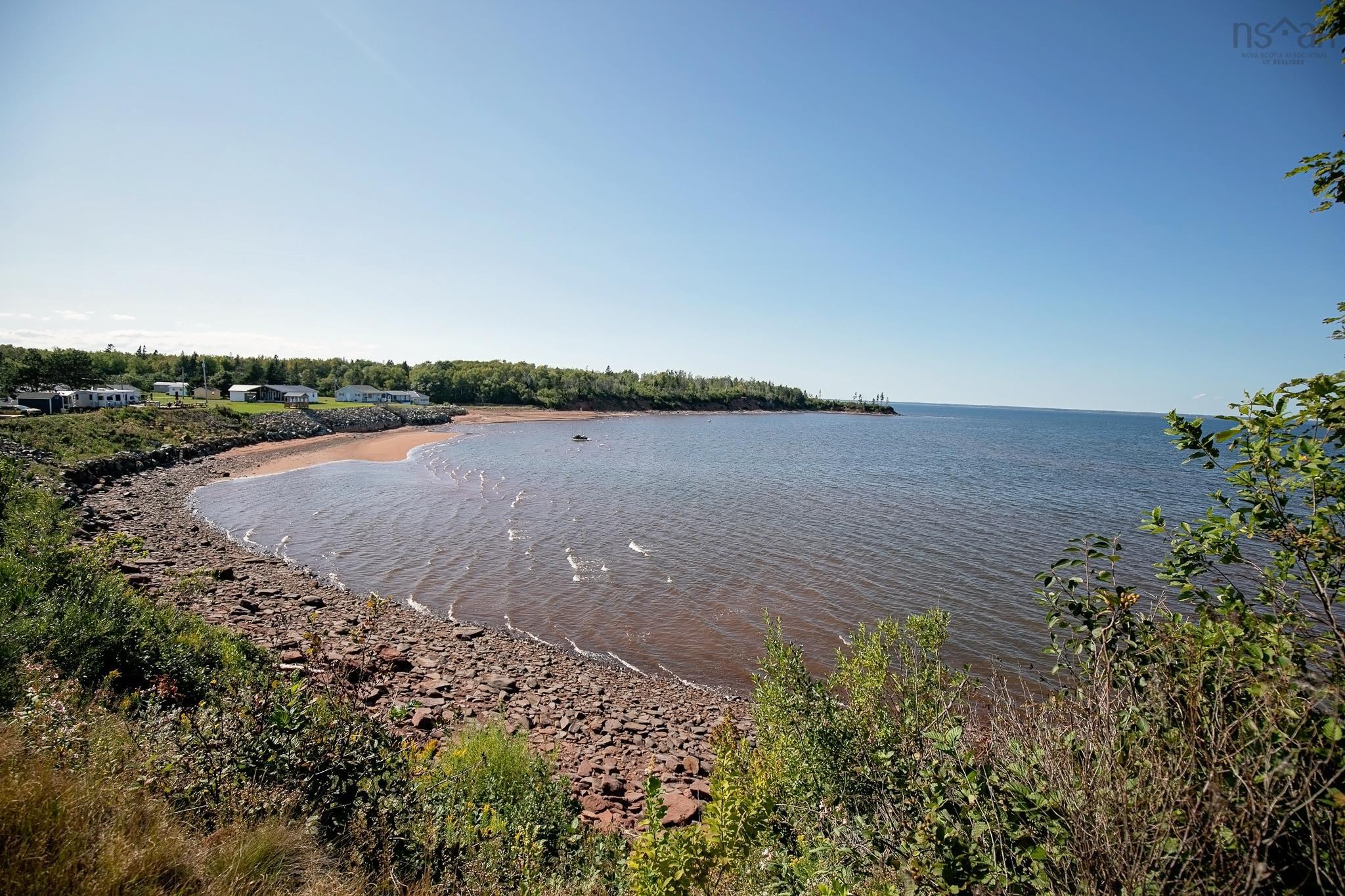 $399,900.00: 14 Roy Haines Lane, Amherst Shore