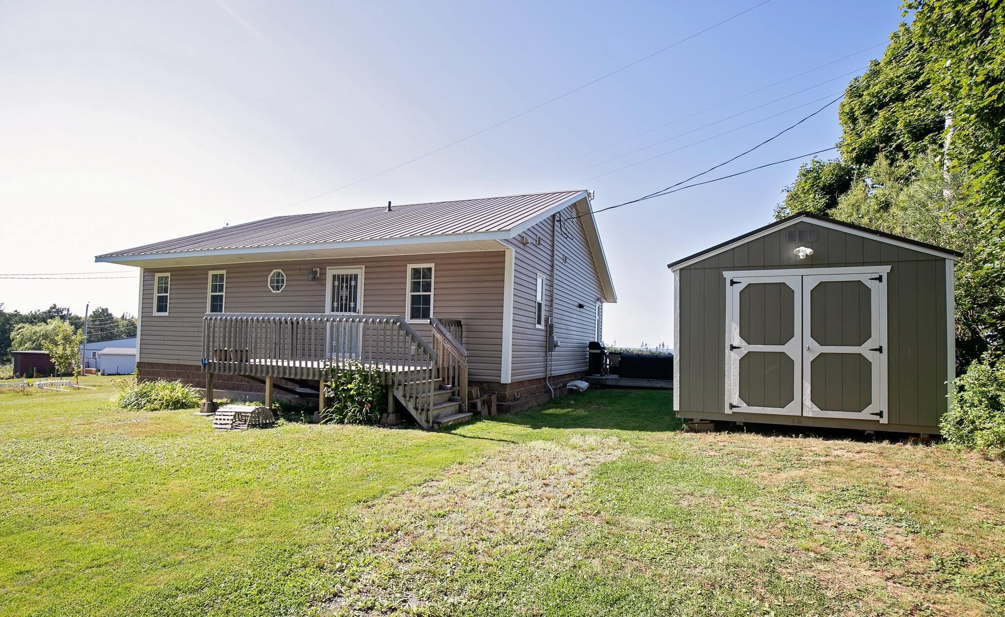 $399,900.00: 14 Roy Haines Lane, Amherst Shore