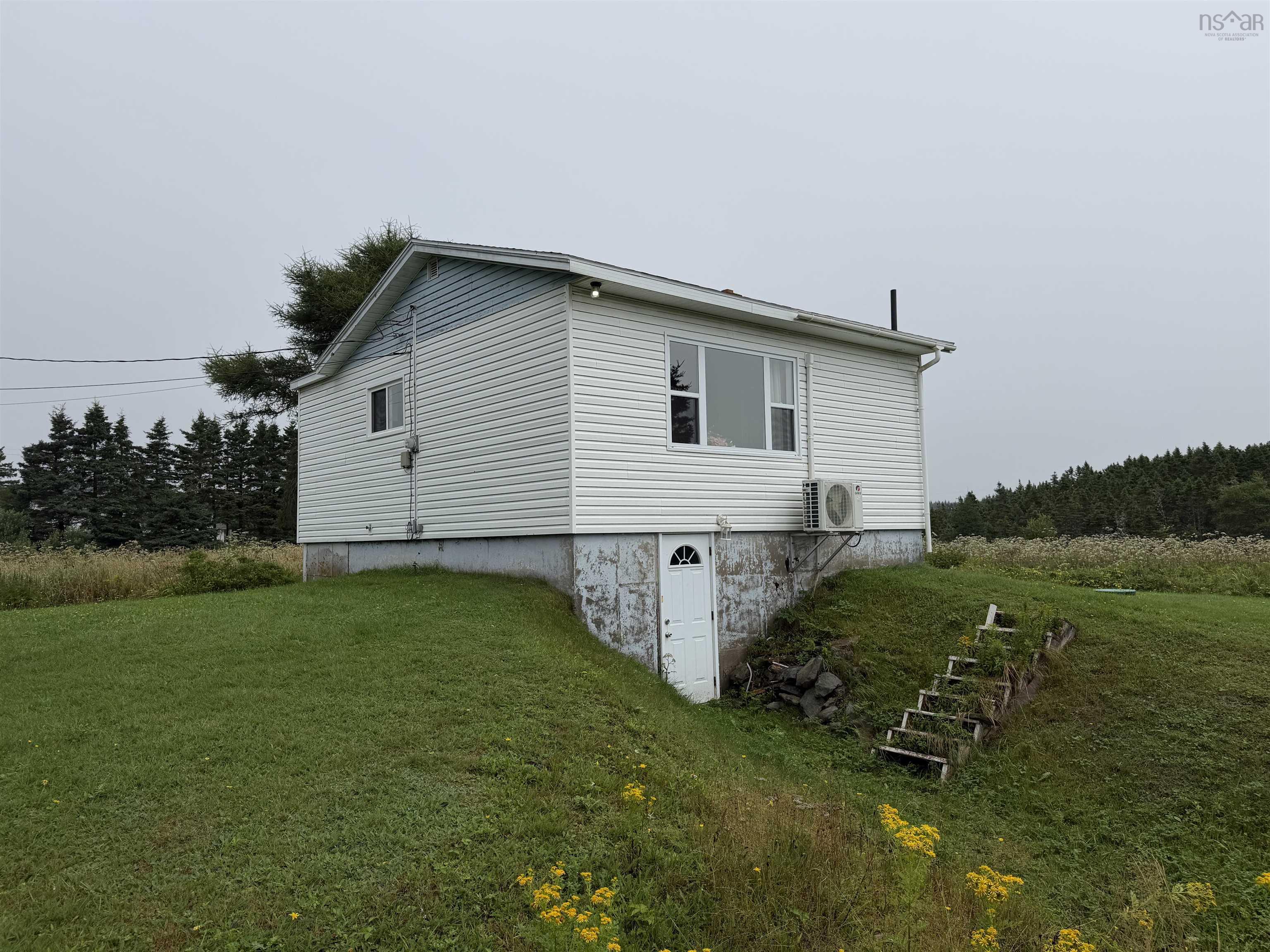 $194,900.00: 1698 Highway 247, L