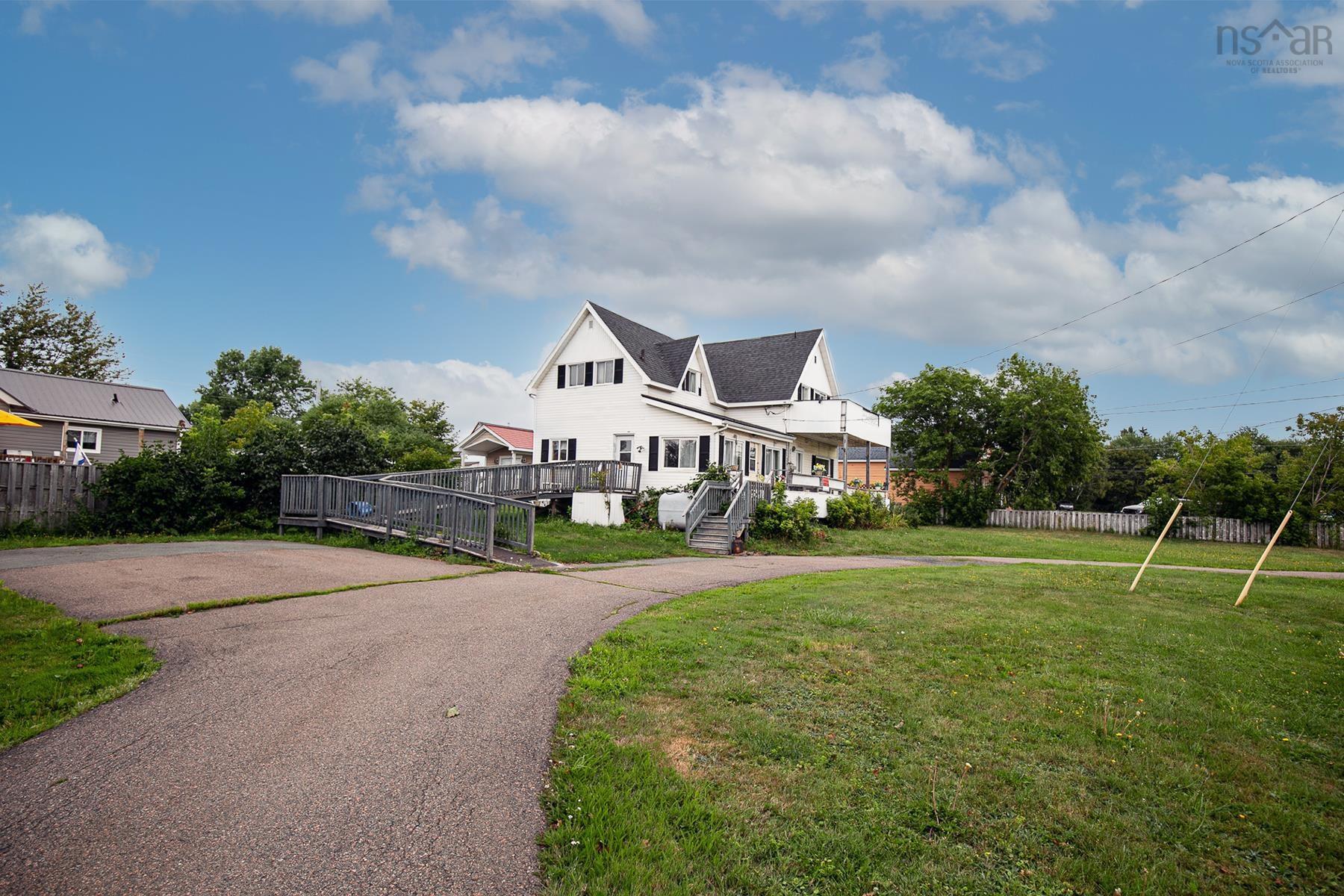 $249,900.00: 10307 Durham Street, Pugwash