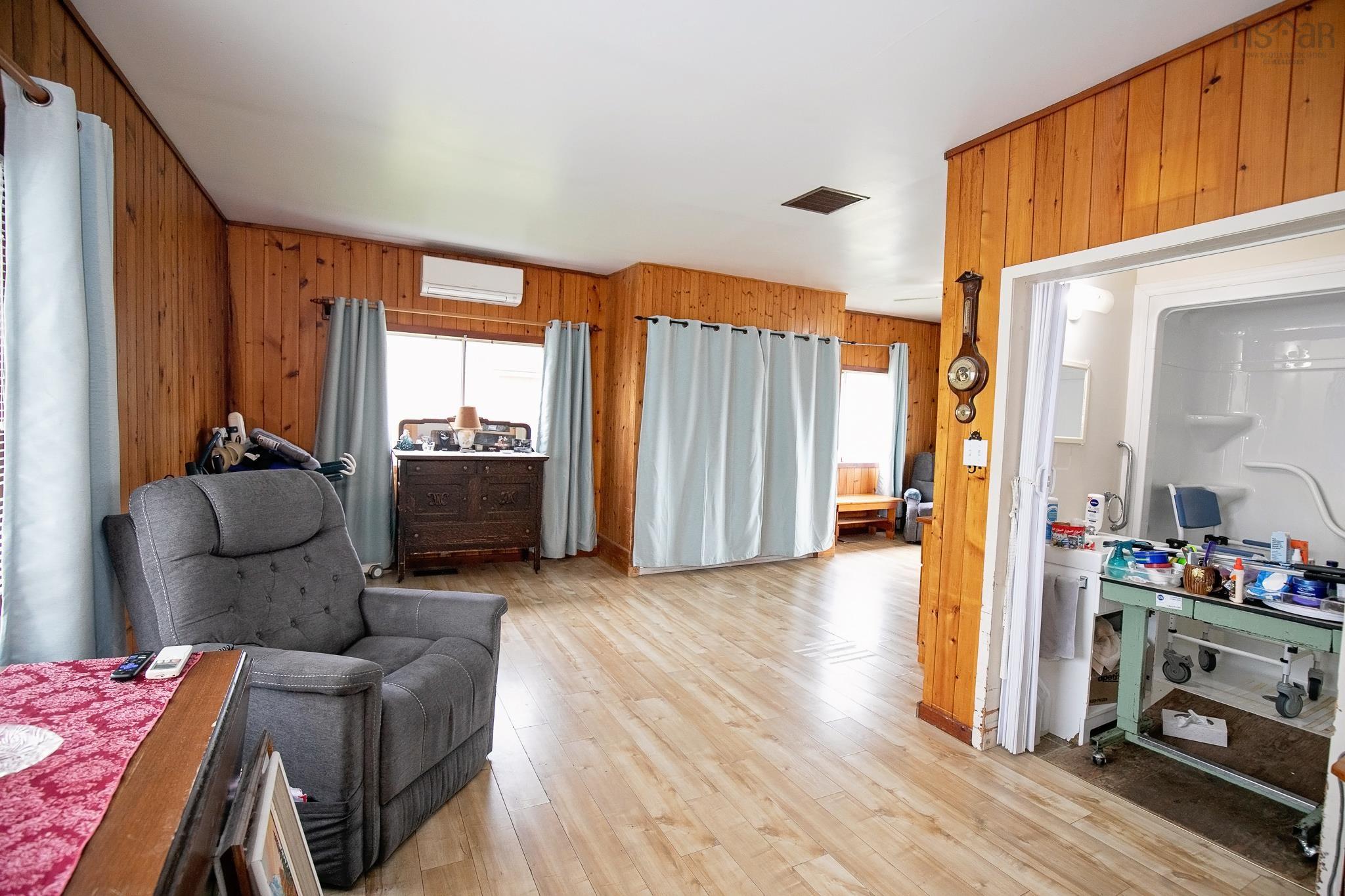 $249,900.00: 10307 Durham Street, Pugwash