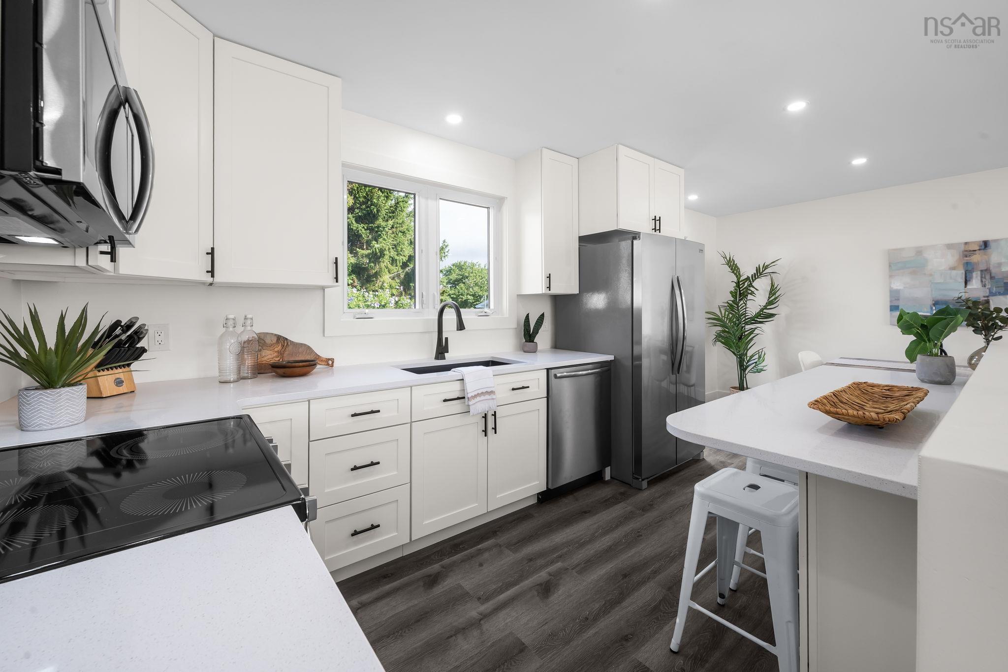 $549,900.00: 24 Gander Avenue, Lake Loon