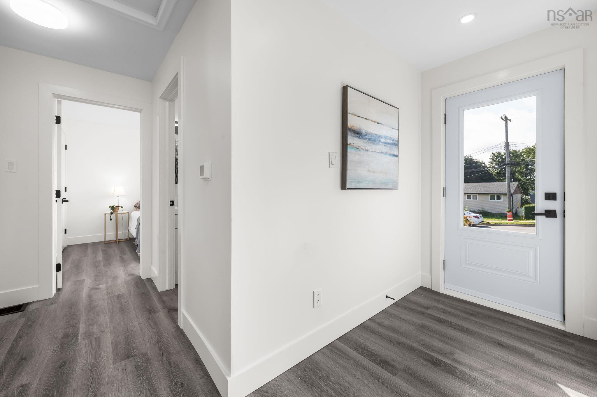 $549,900.00: 24 Gander Avenue, Lake Loon